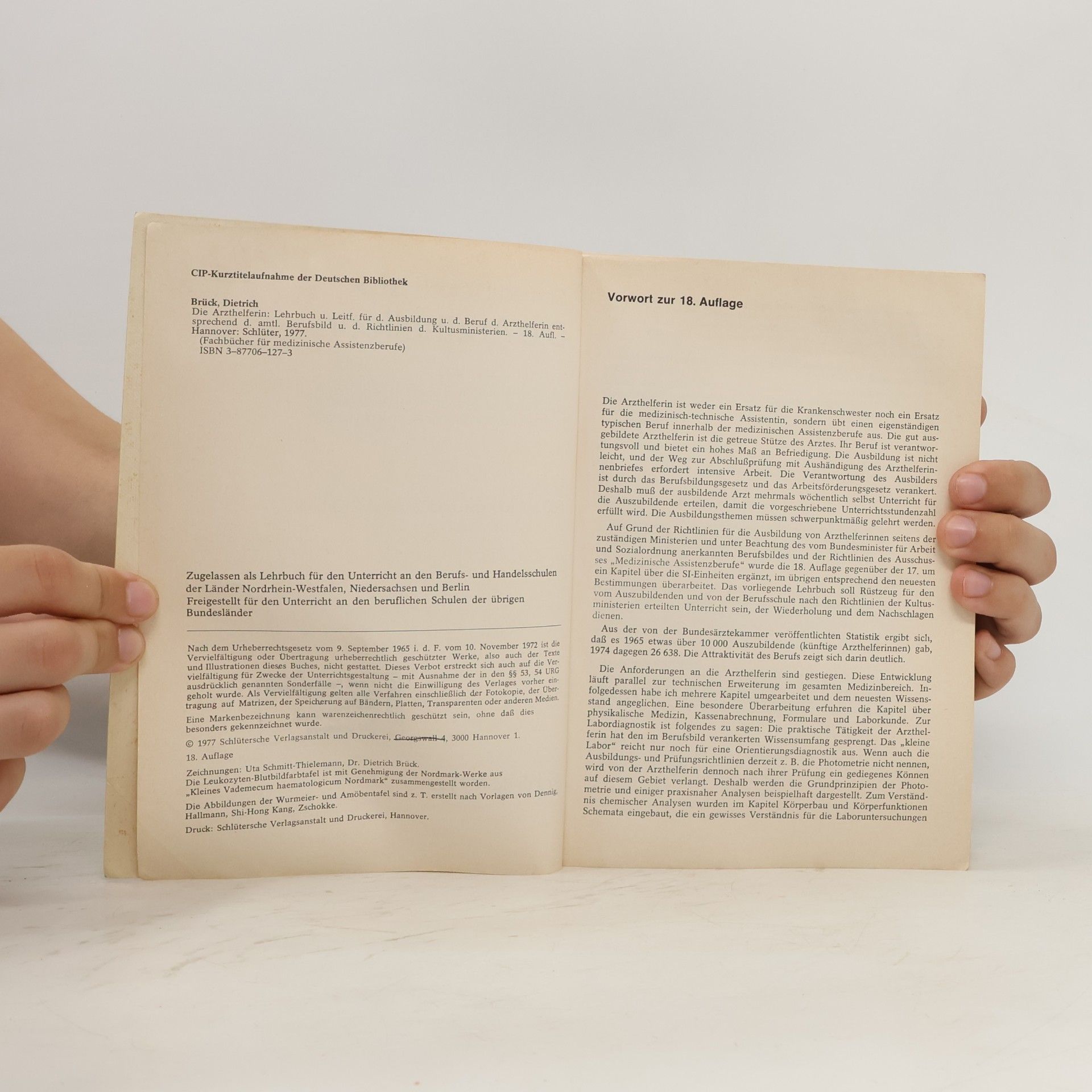 Dietrich Brück Die Arzthelferin
