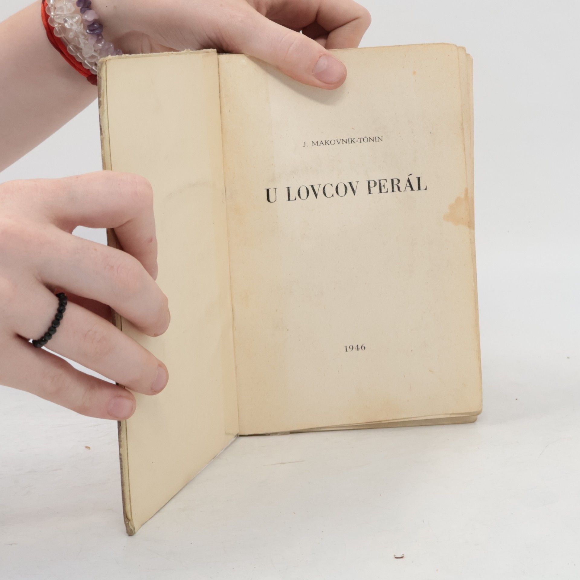 Ján Makovník-Tónin U lovcov perál