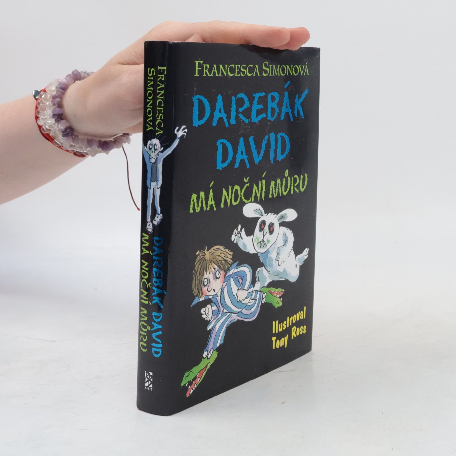 Francesca Simon Darebák David má noční můru