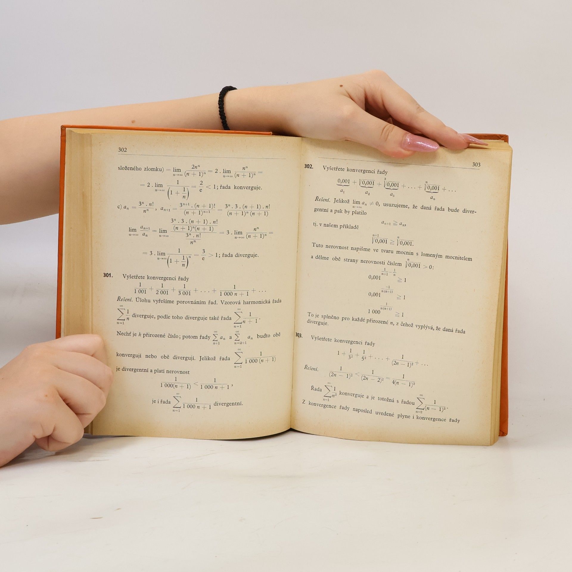 Antonín Hlaváček Sbírka řešených příkladů z vyšší matematiky II