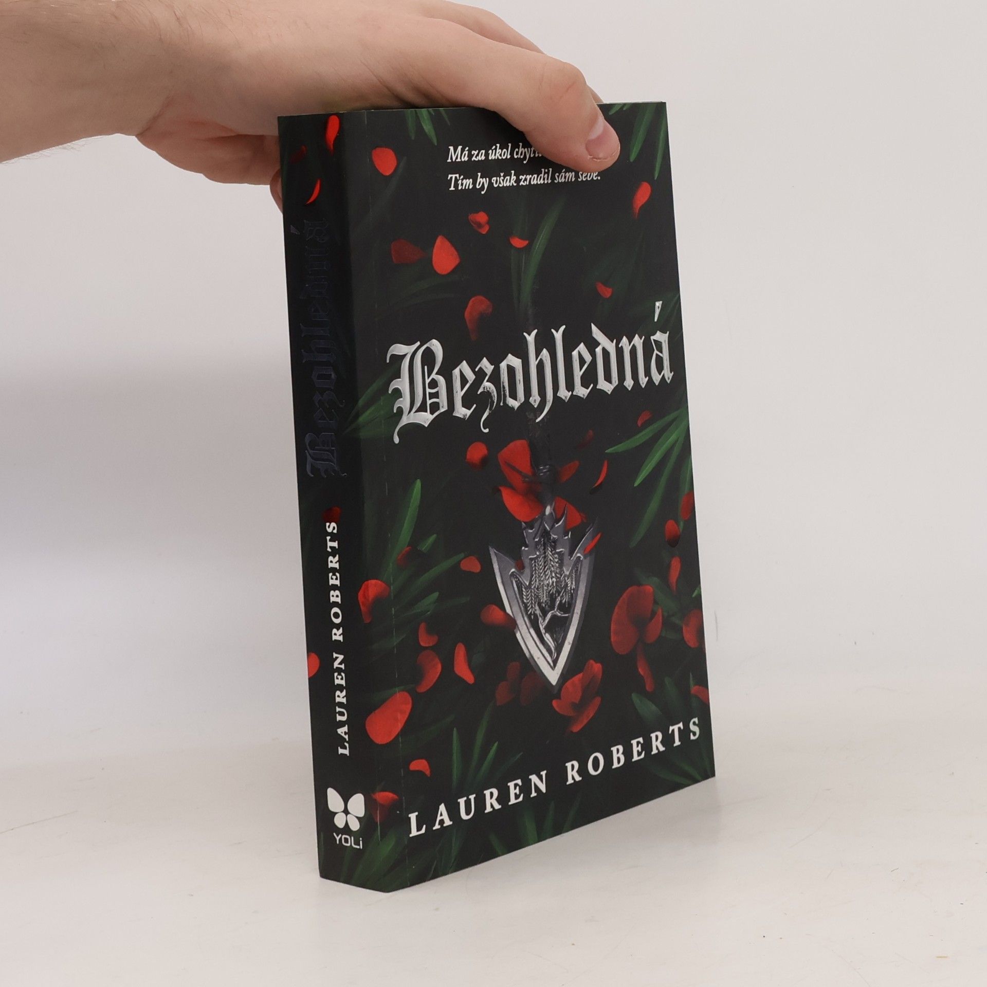 Lauren Roberts Bezohledná