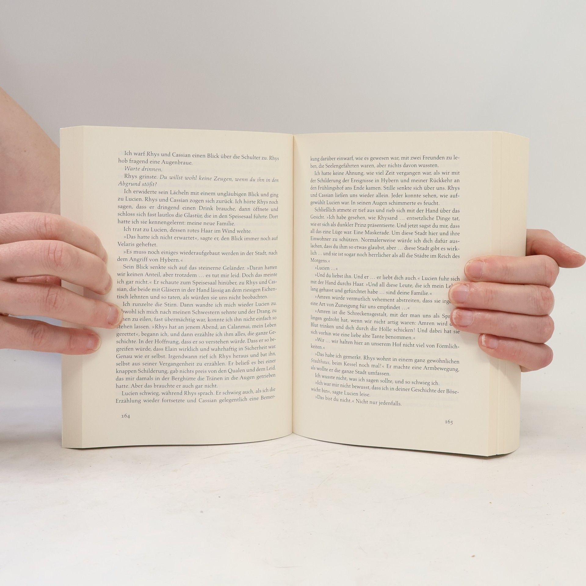 Sarah J. Maas Das Reich der sieben Höfe. Sterne und Schwerter