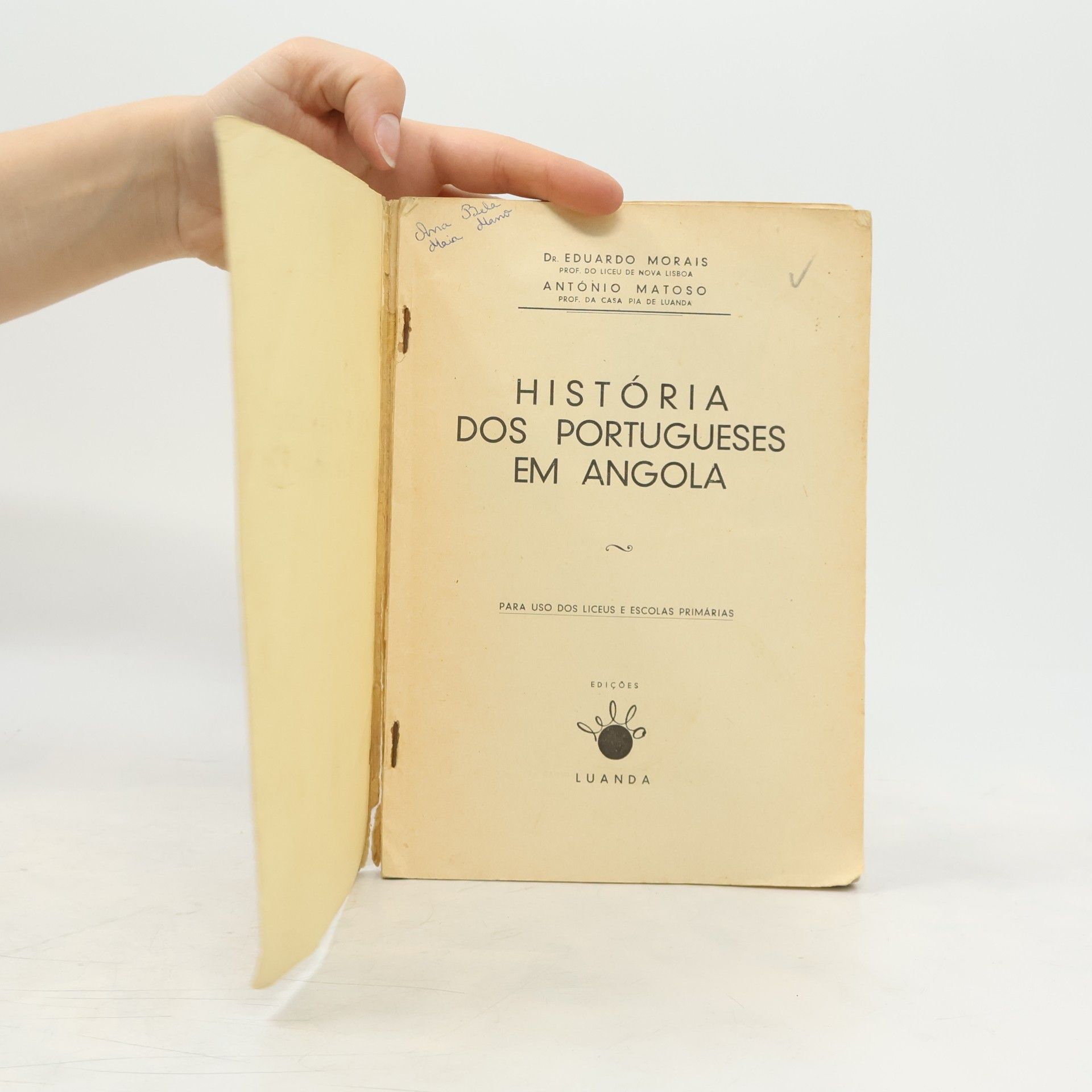 Eduardo Morais História dos Portugueses em Angola