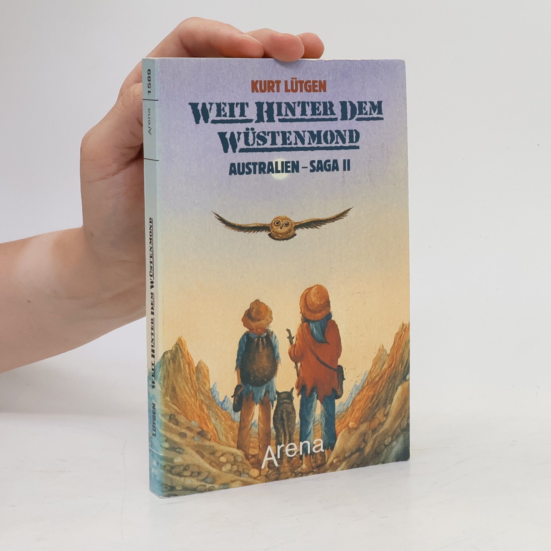 Weit Hinter dem Wüstenmond