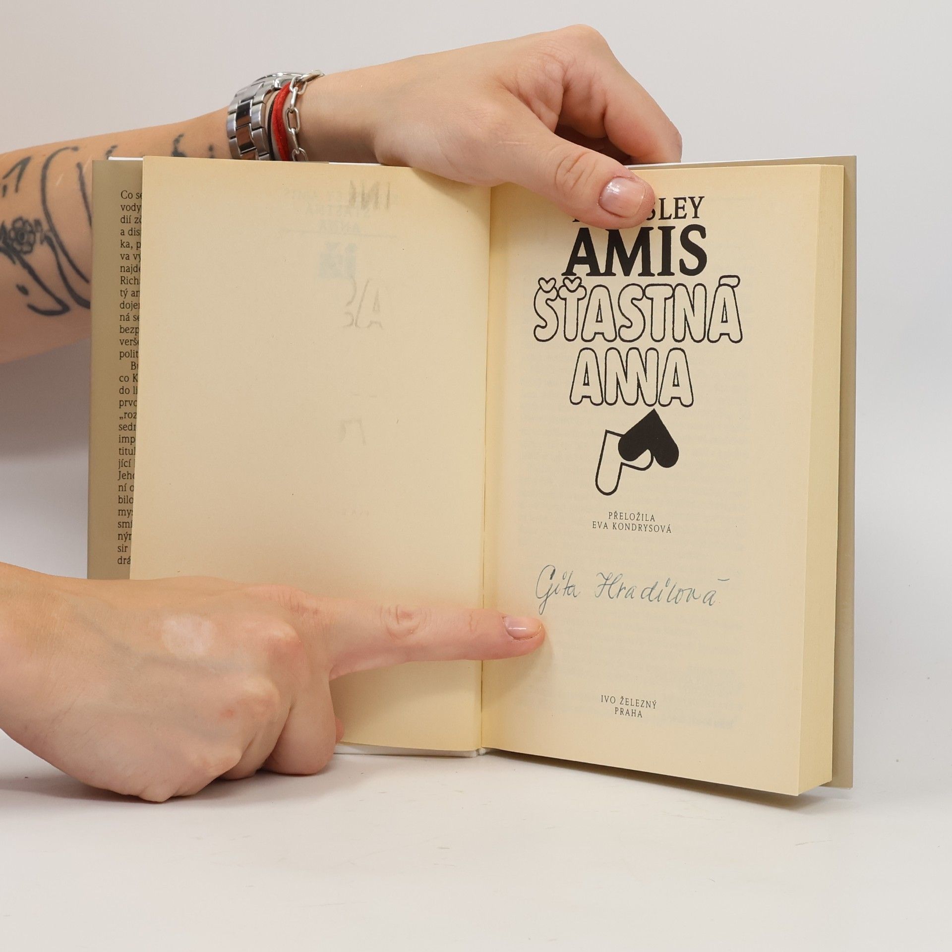 Kingsley Amis Šťastná Anna