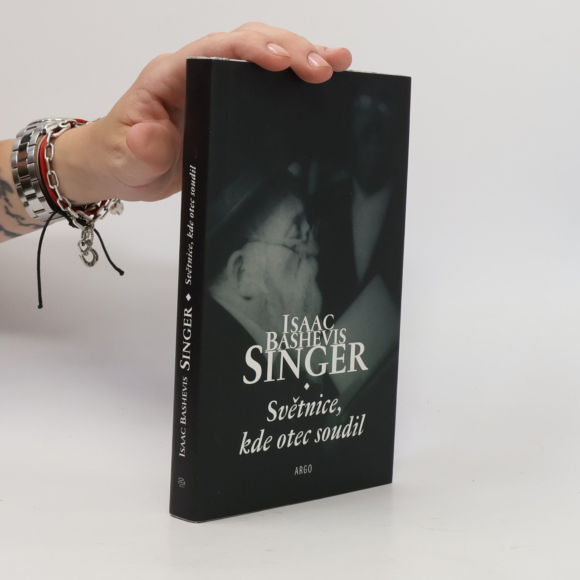 Isaac Bashevis Singer Světnice, kde otec soudil