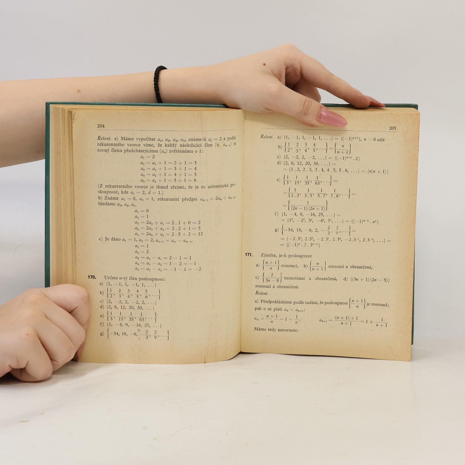 Antonín Hlaváček Sbírka řešených příkladů z vyšší matematiky 1