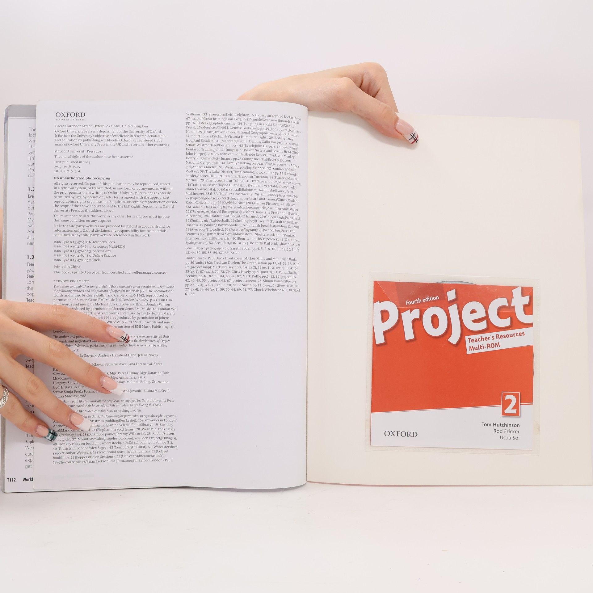 Tom Hutchinson Project 2. Teacher's book. Fourth edition