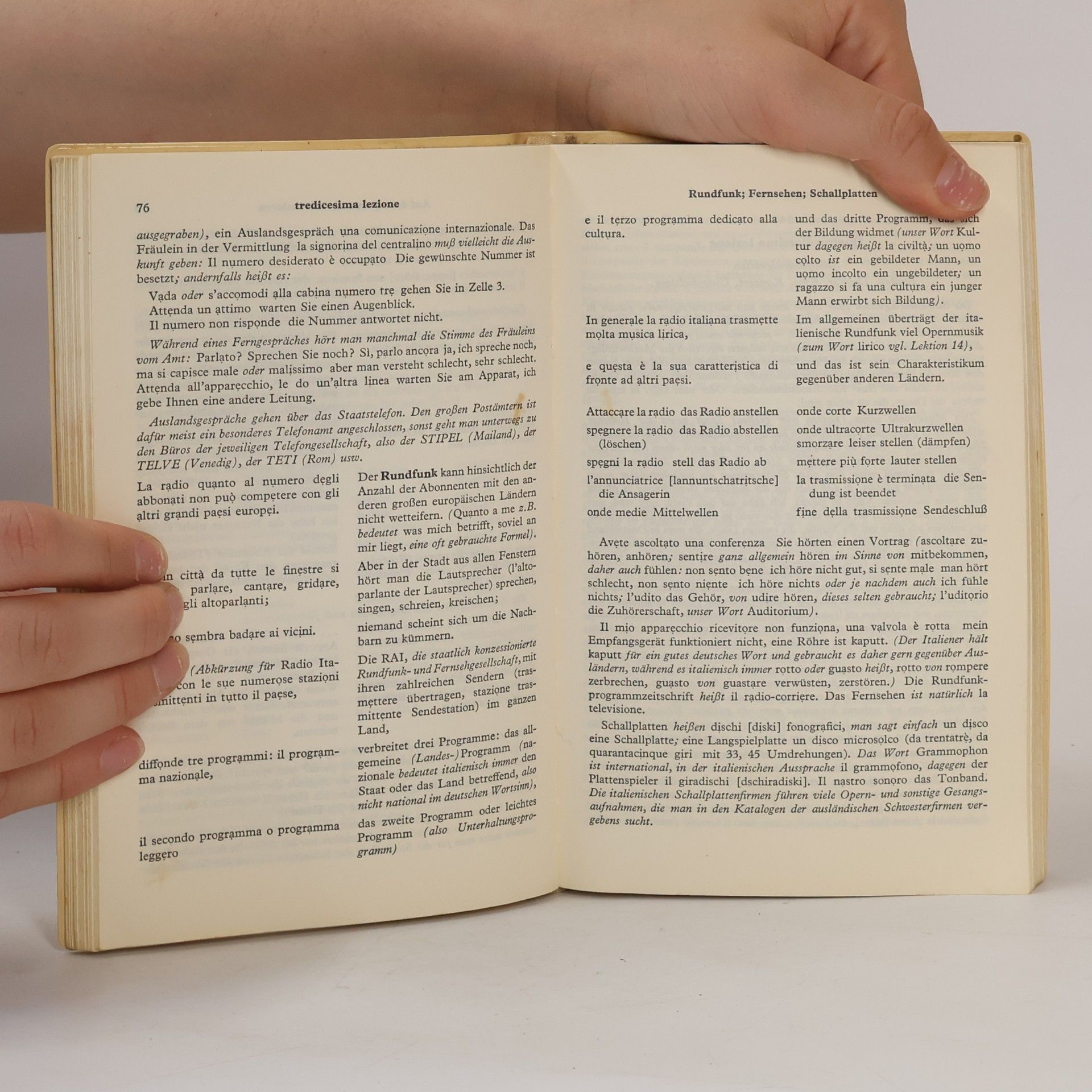 Autores varios Italienisch in der Tasche