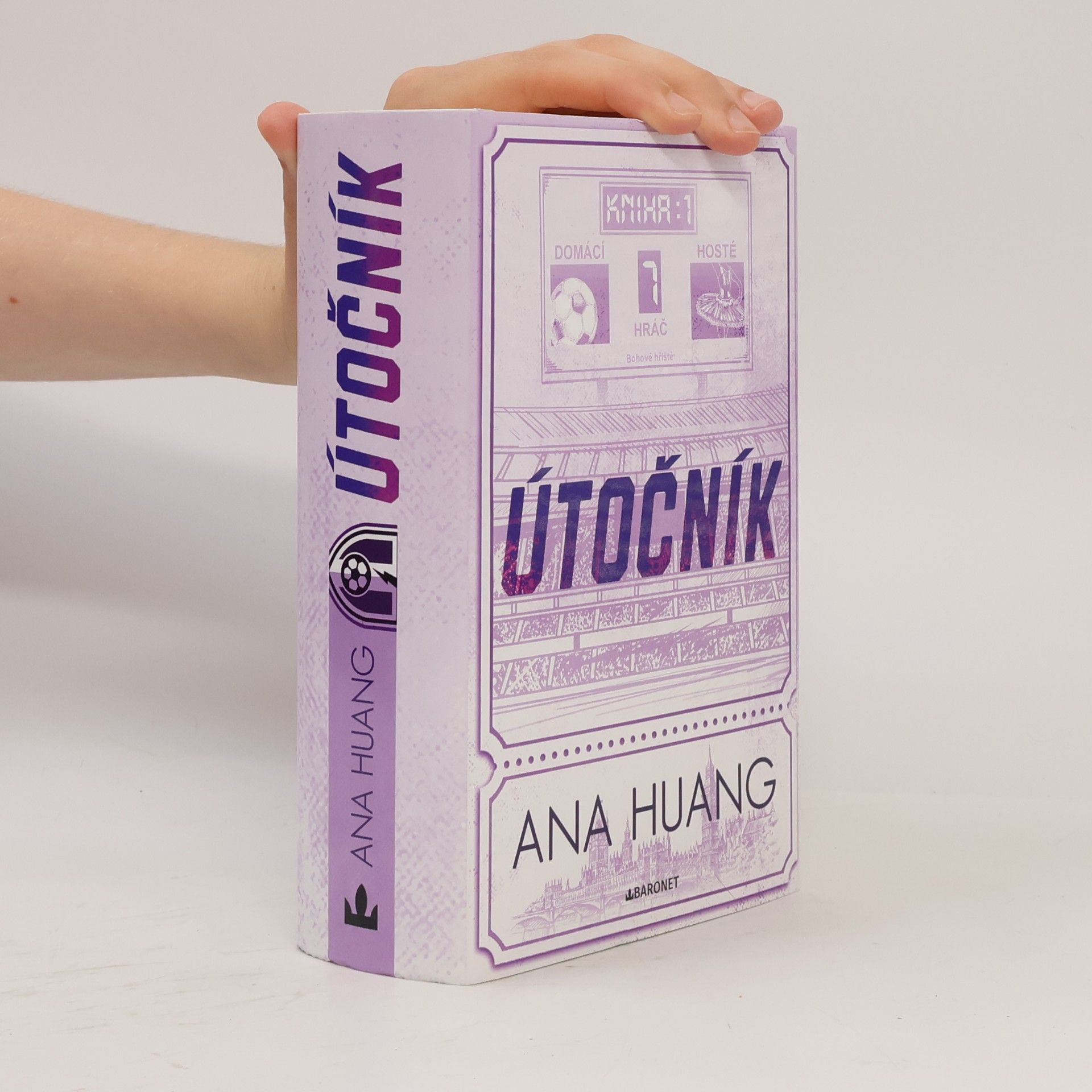 Ana Huang Útočník