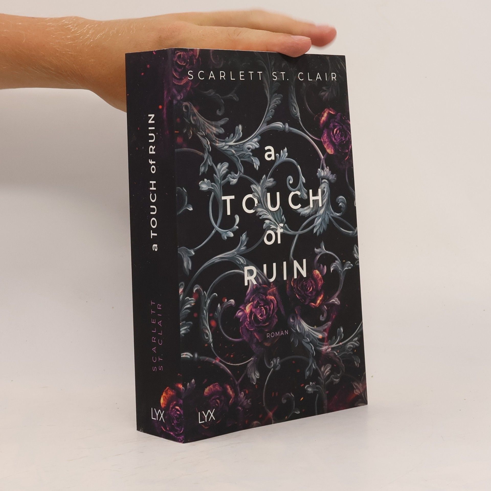 Scarlett St. Clair A Touch of Ruin