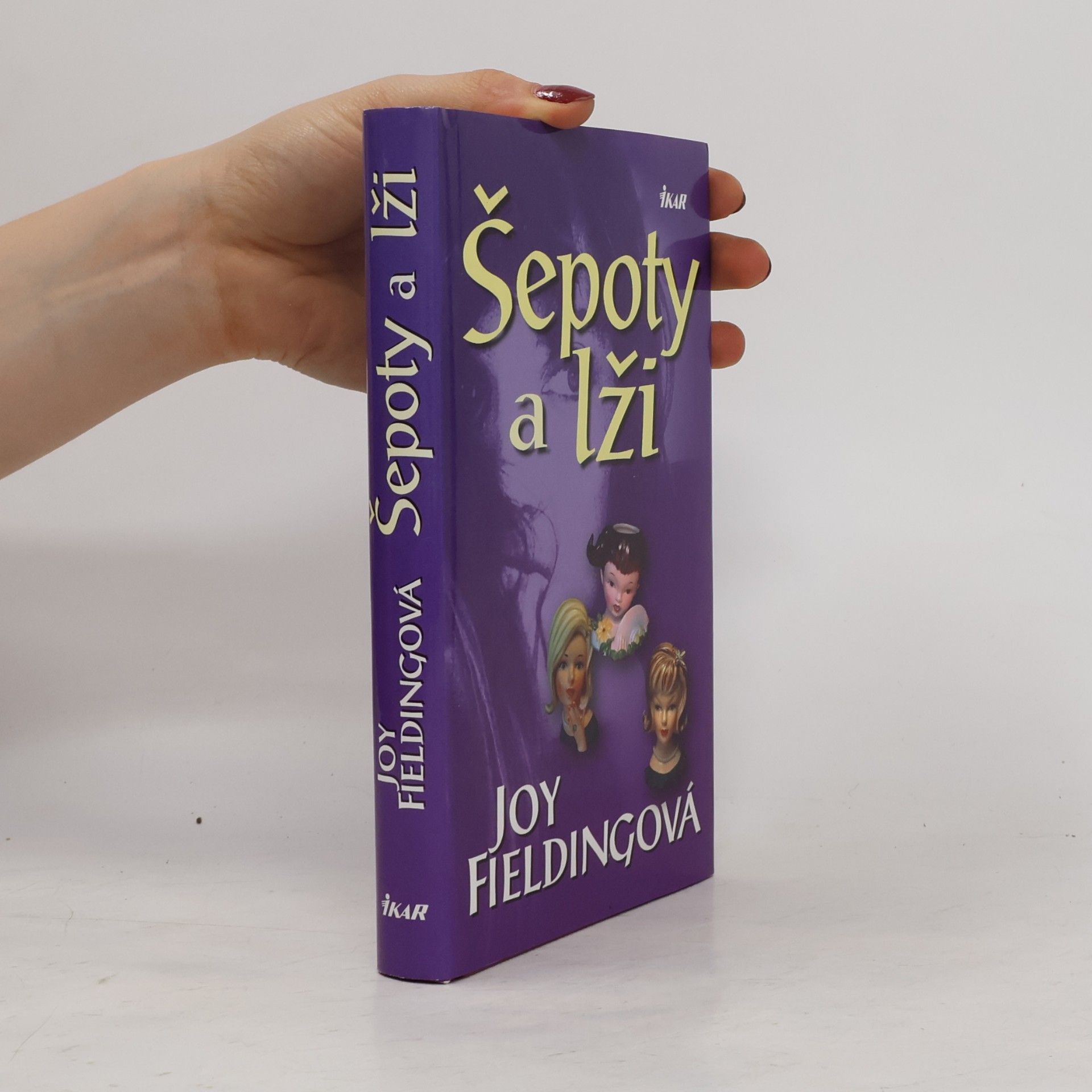 Joy Fielding Šepoty a lži