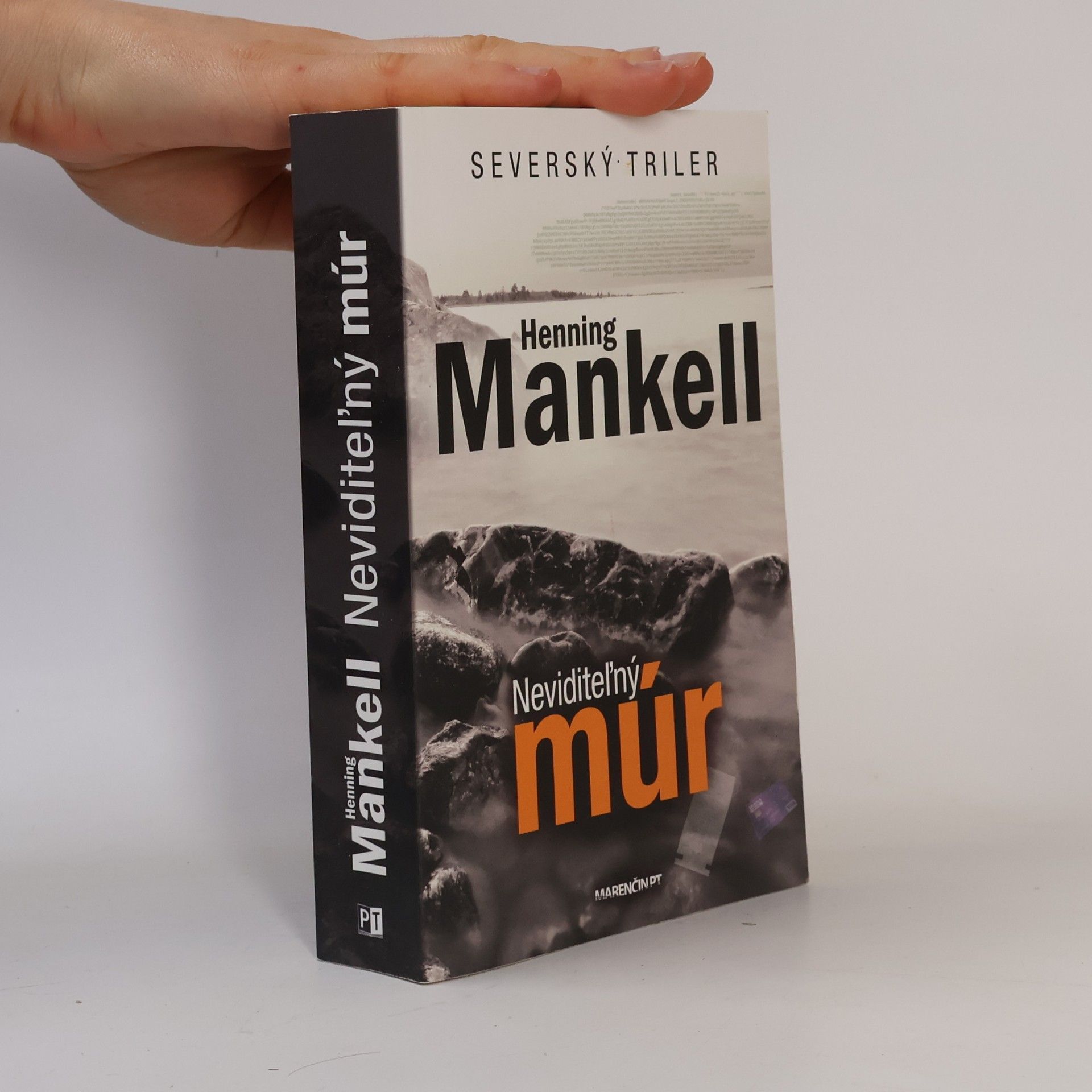 Henning Mankell Neviditeľný múr