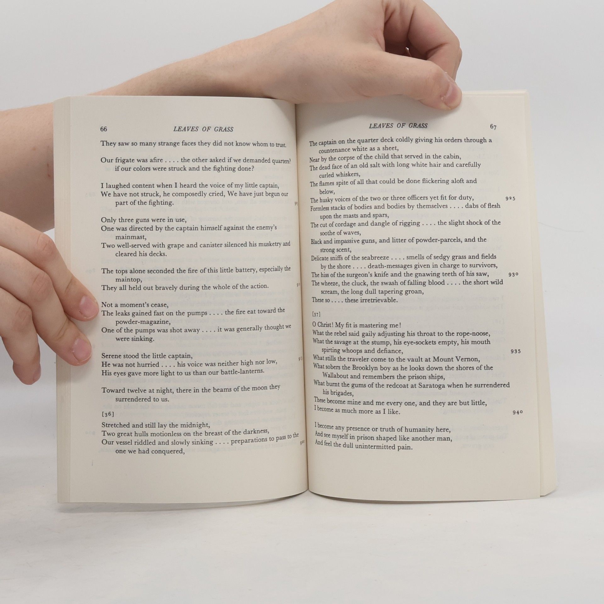 Walt Whitman Leaves of grass