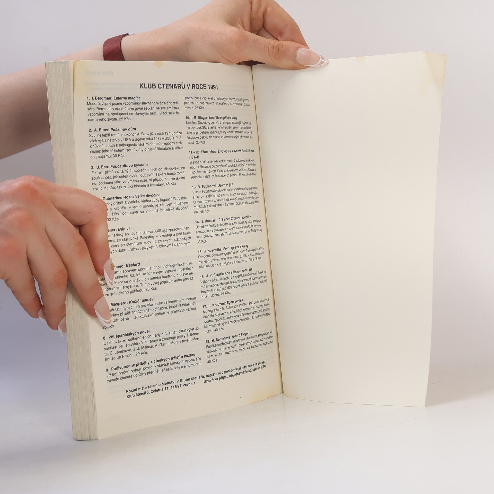 Kolektiv autorů Světová literatura 3/1990