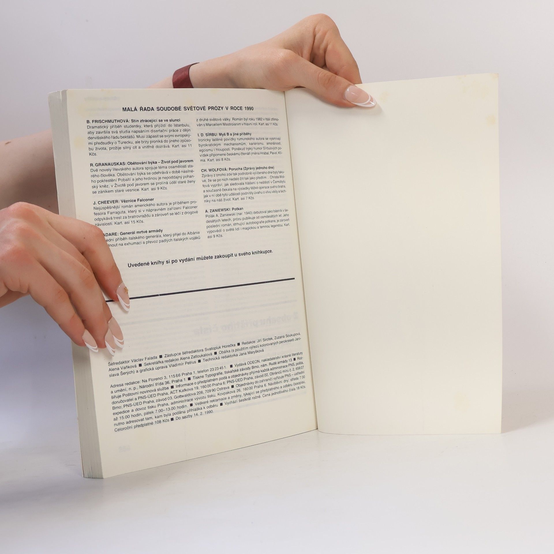 Autorenkollektiv Světová literatura 4/90