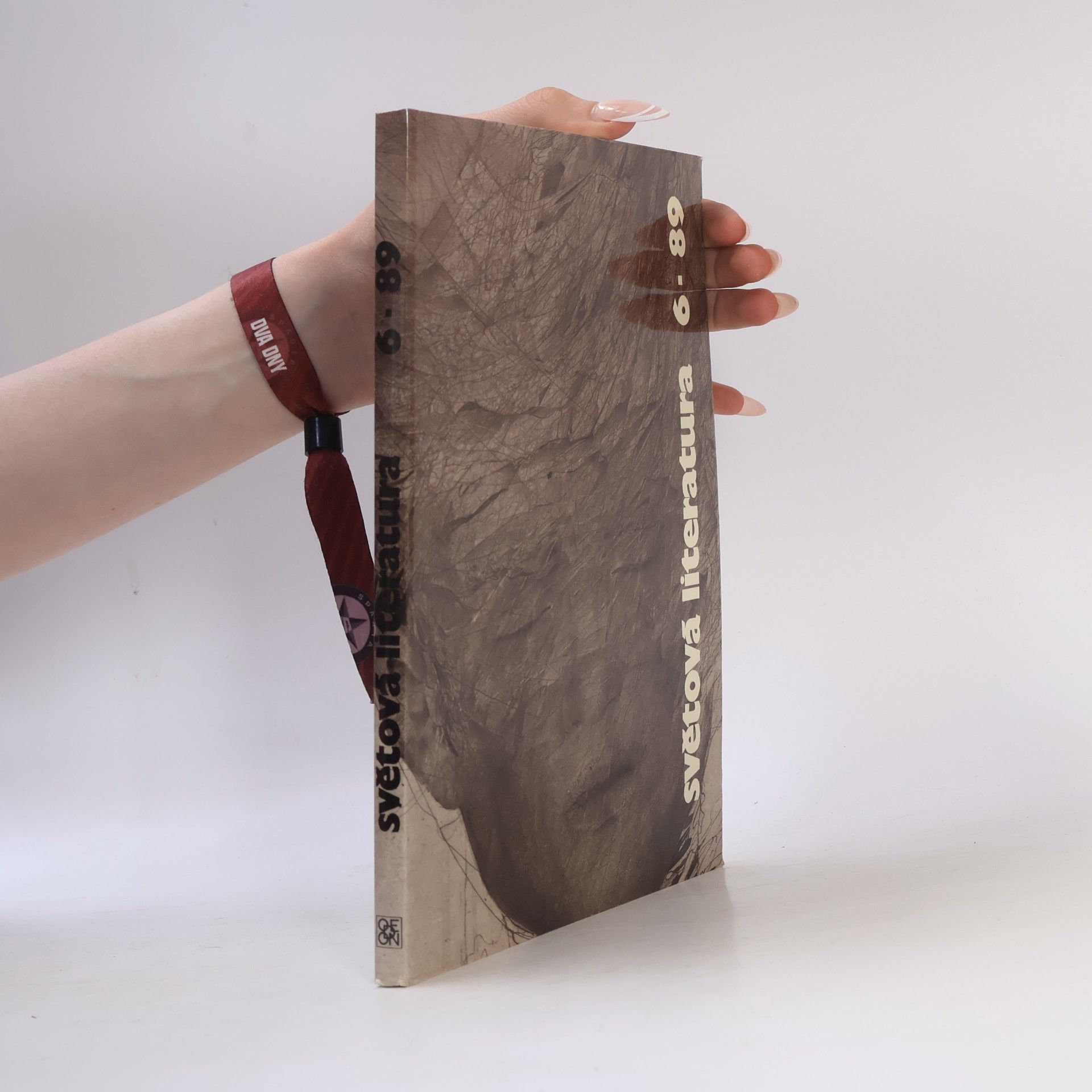 Autorenkollektiv Světová literatura 6. 89 ročník XXXIV