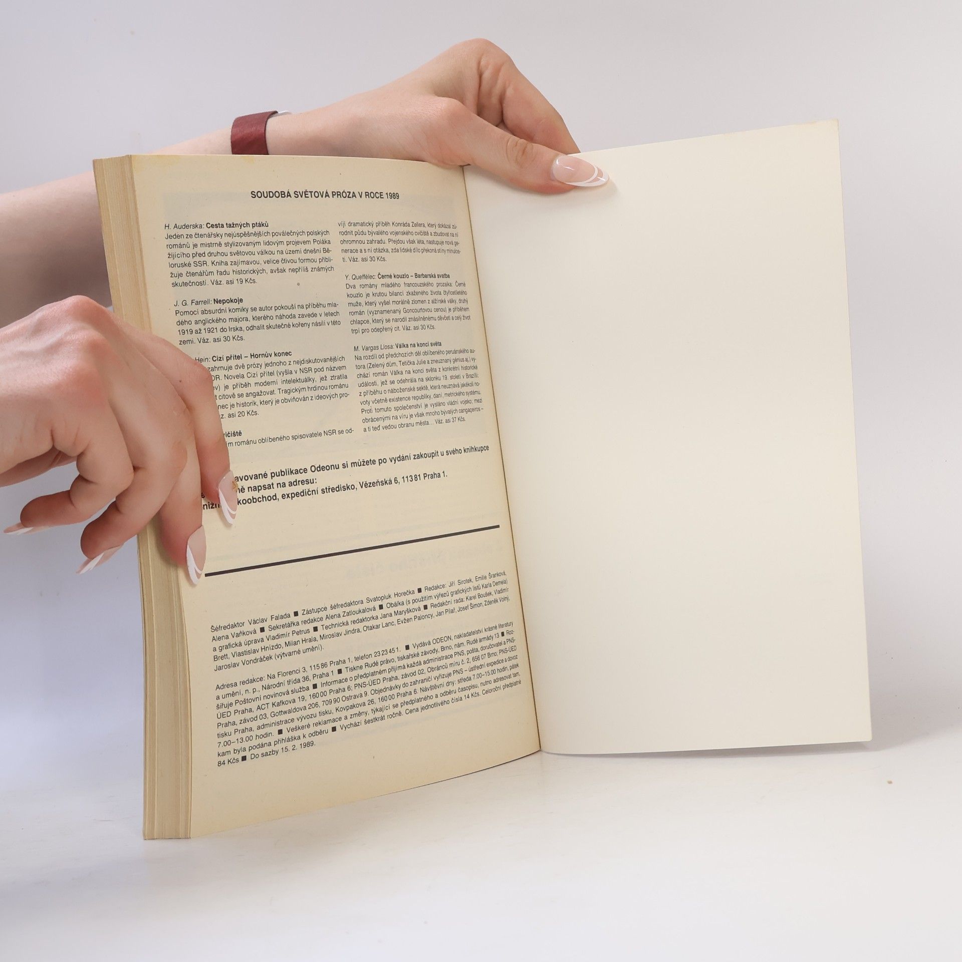 Collectif d'auteurs Světová literatura 4.89