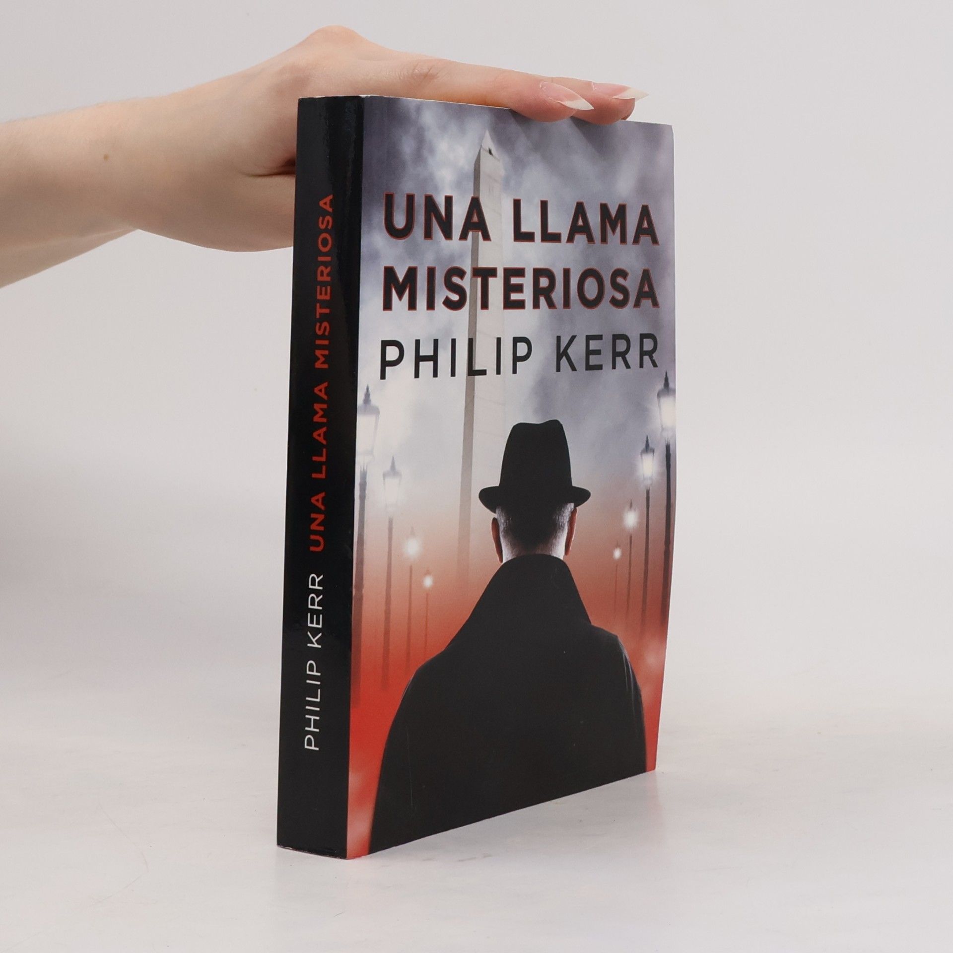 Philip Kerr Una llama misteriosa