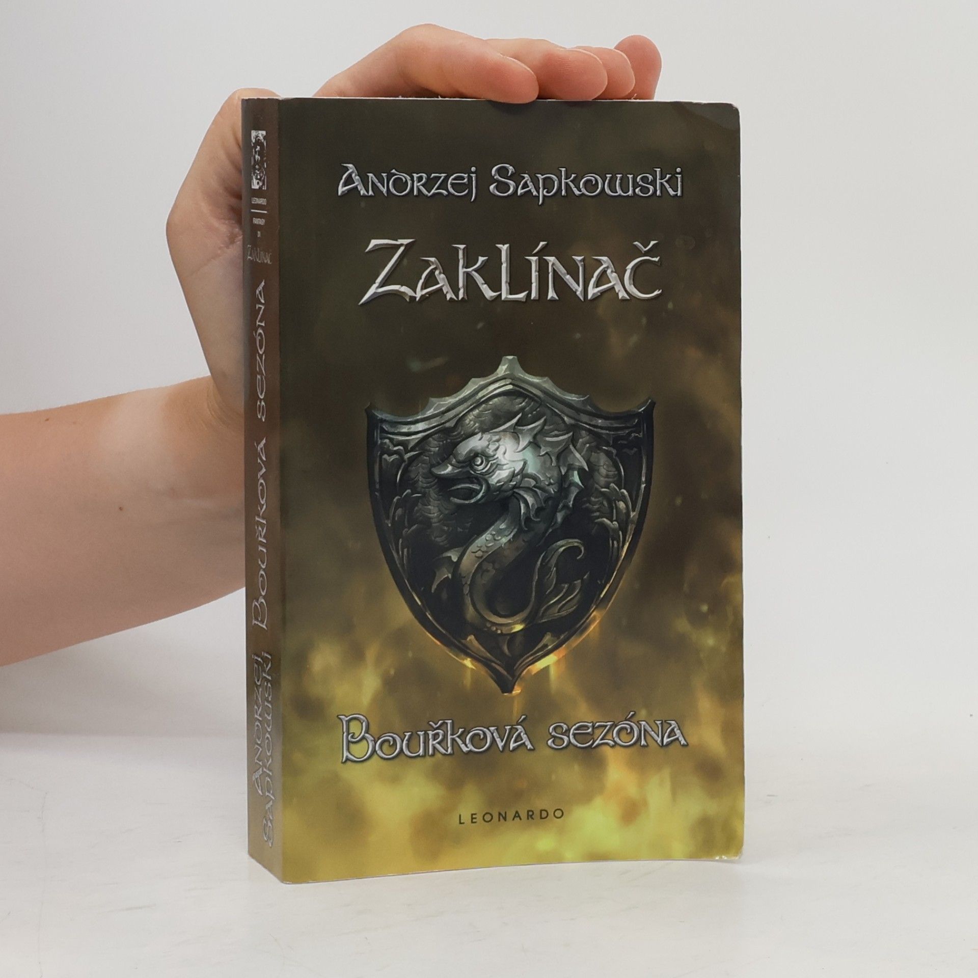Andrzej Sapkowski Zaklínač - Bouřková sezóna