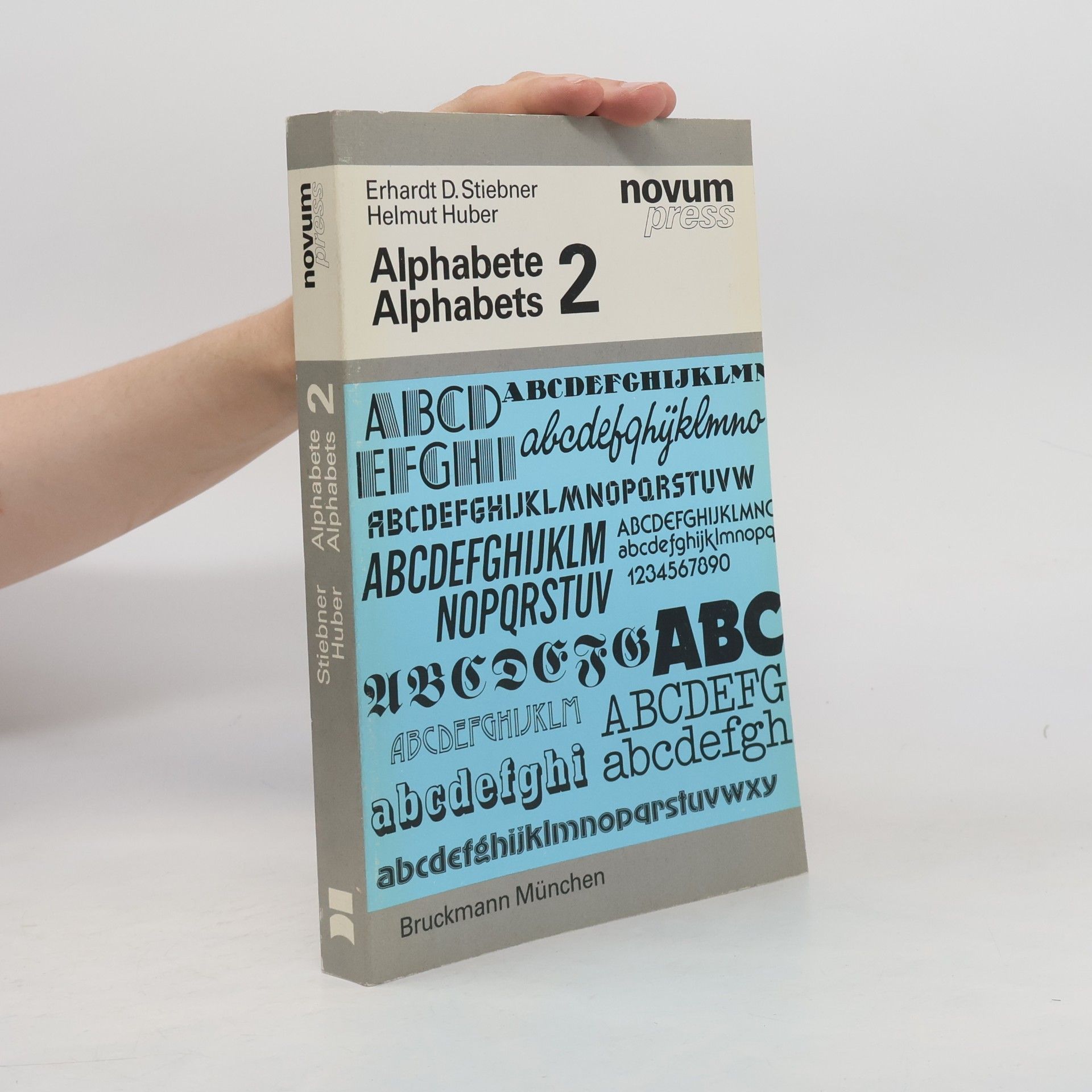 Urban Stiebner Alphabete