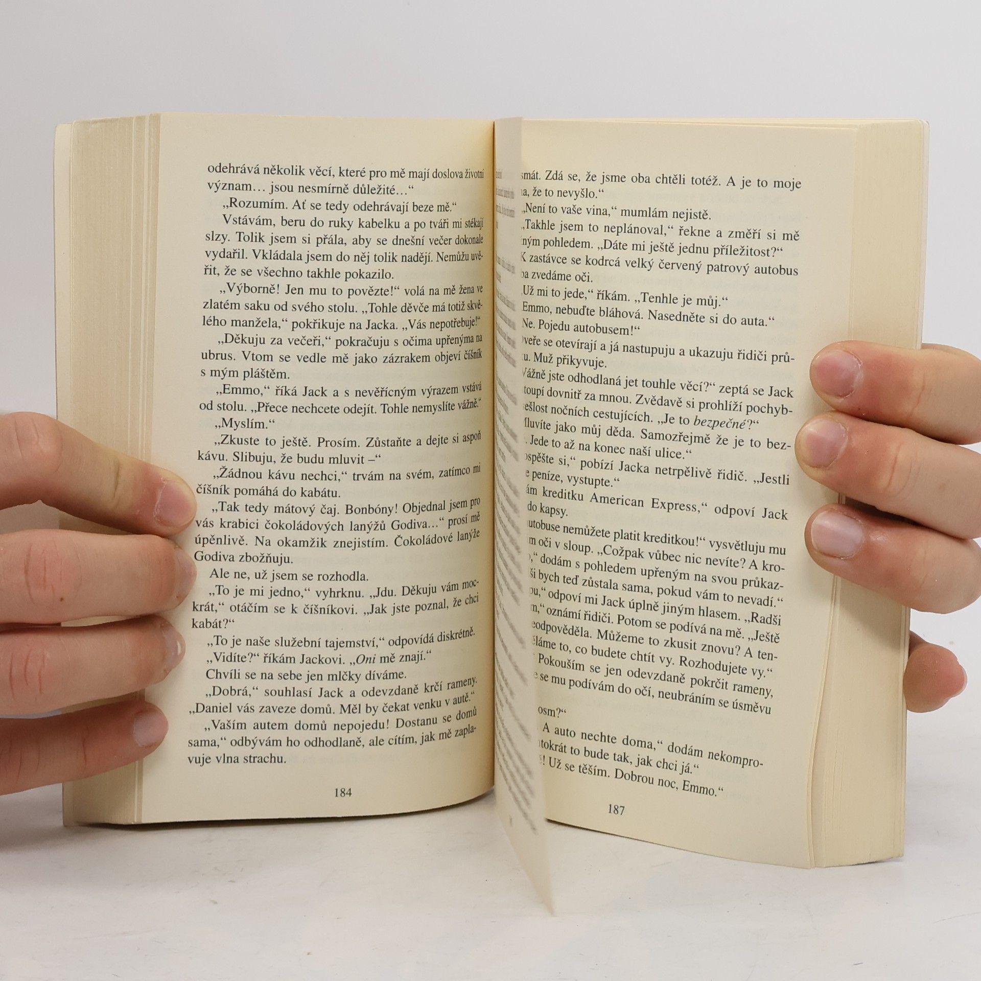 Sophie Kinsella Dokážete udržet tajemství?