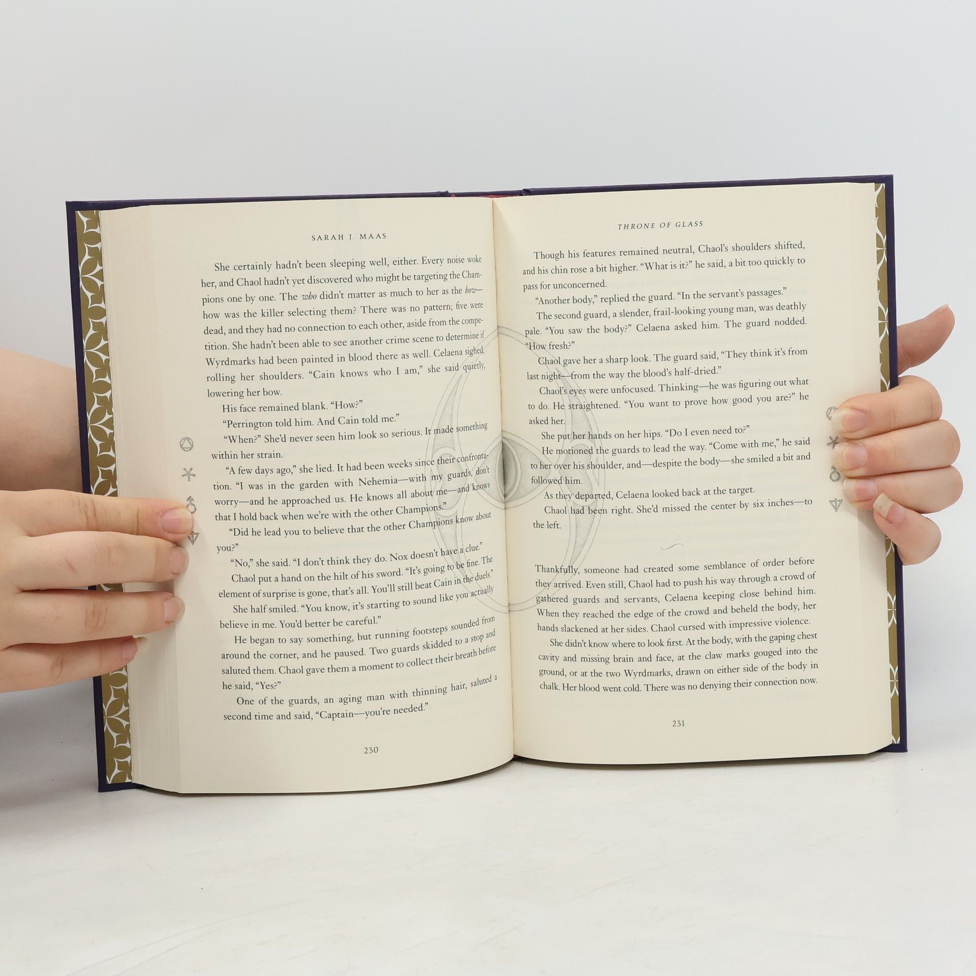 Sarah J. Maas Throne of Glass Collector's Edition