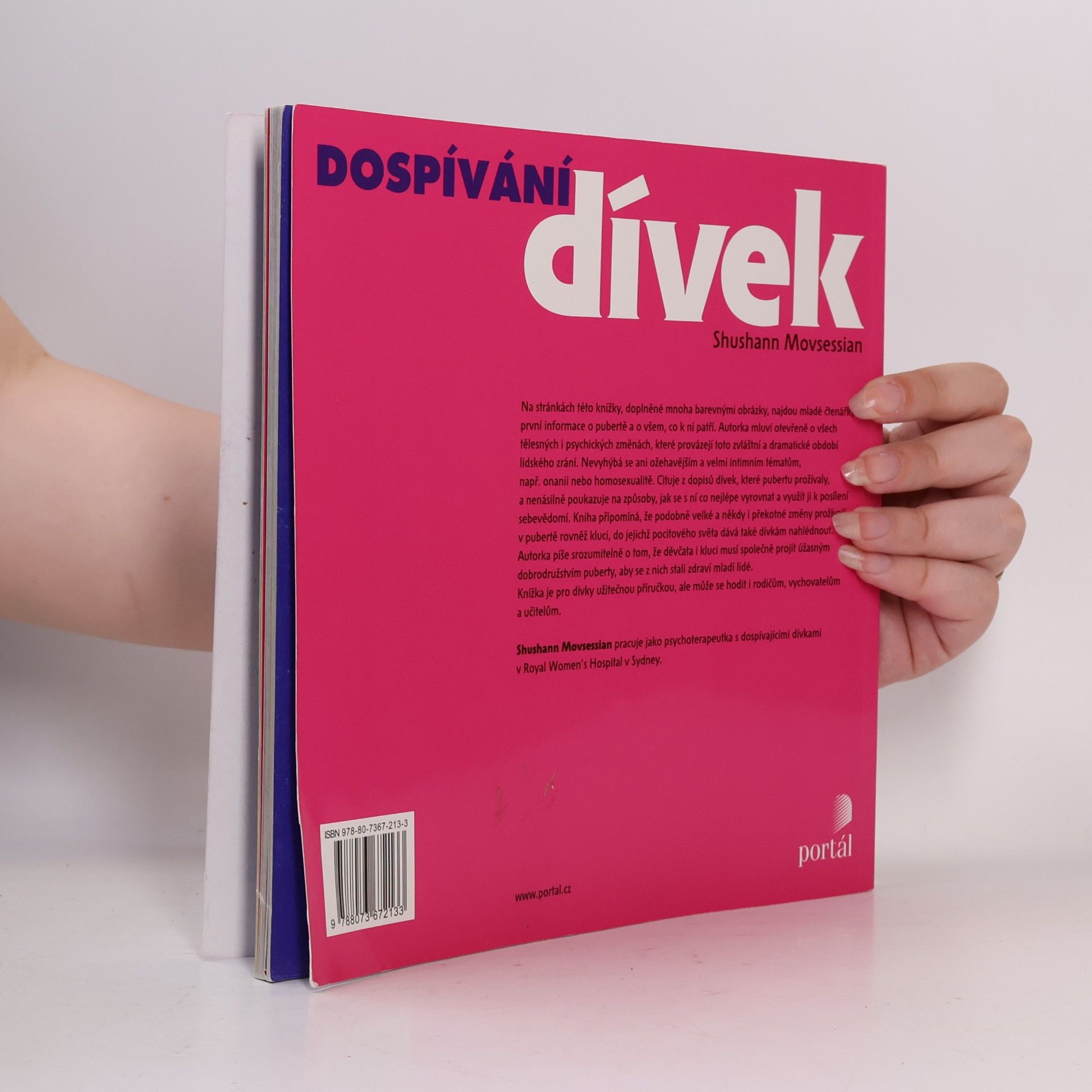 Shushann Movsessian Dospívání dívek