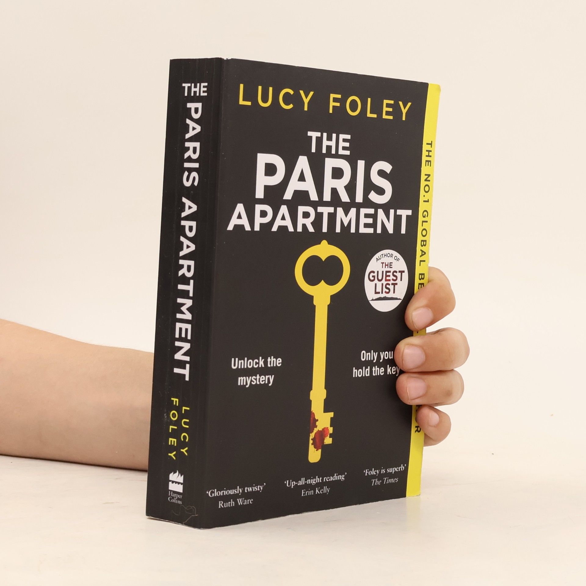 Lucy Foley The Paris apartment