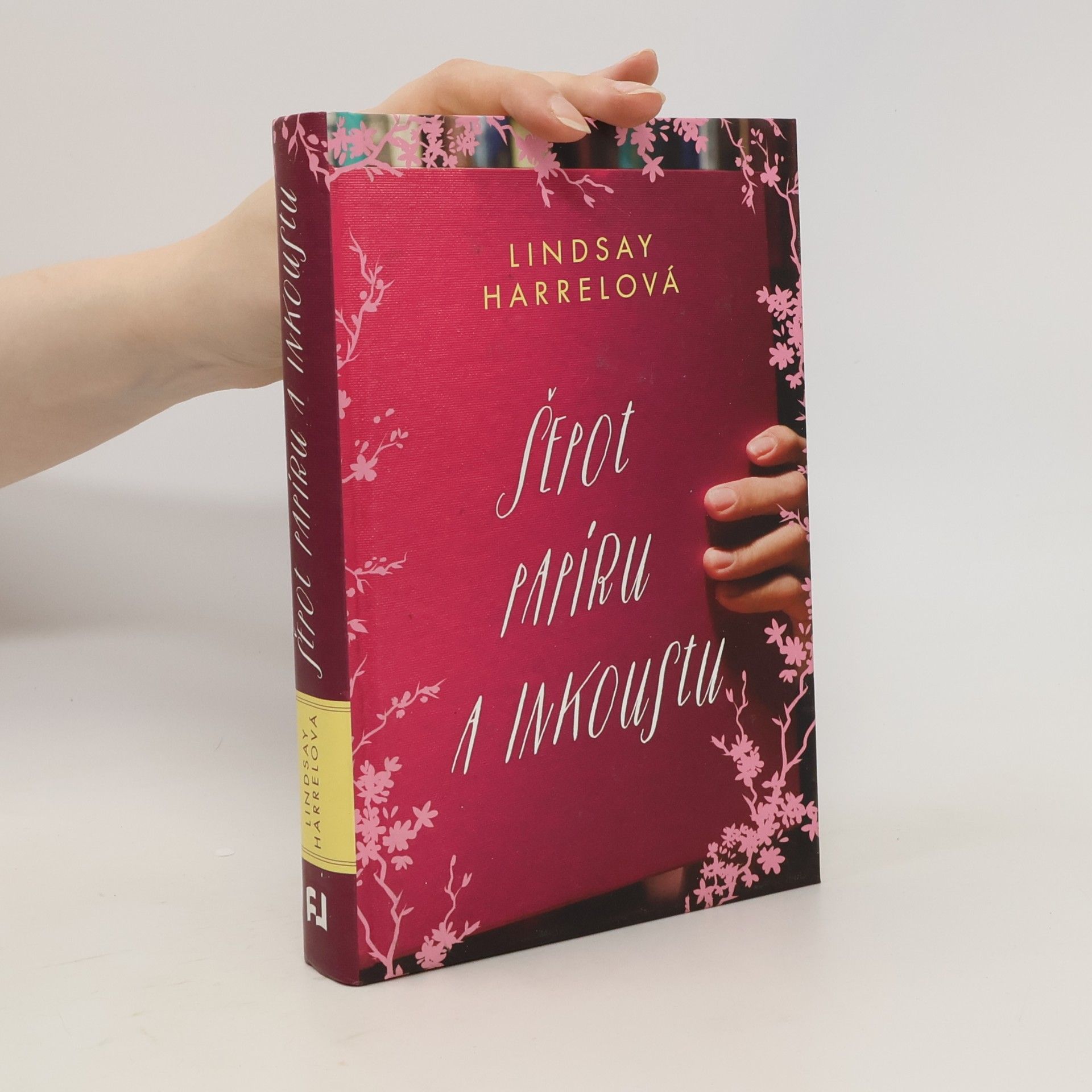 Lindsay Harrel Šepot papíru a inkoustu