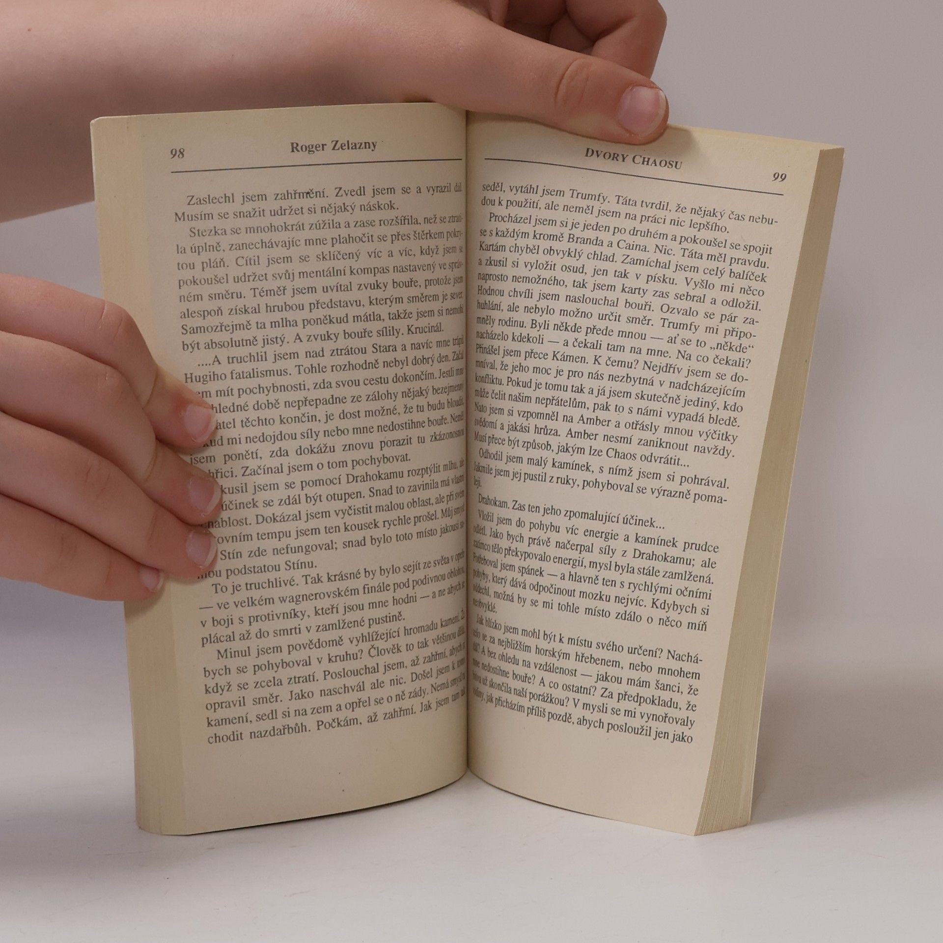 Roger Zelazny Dvory chaosu