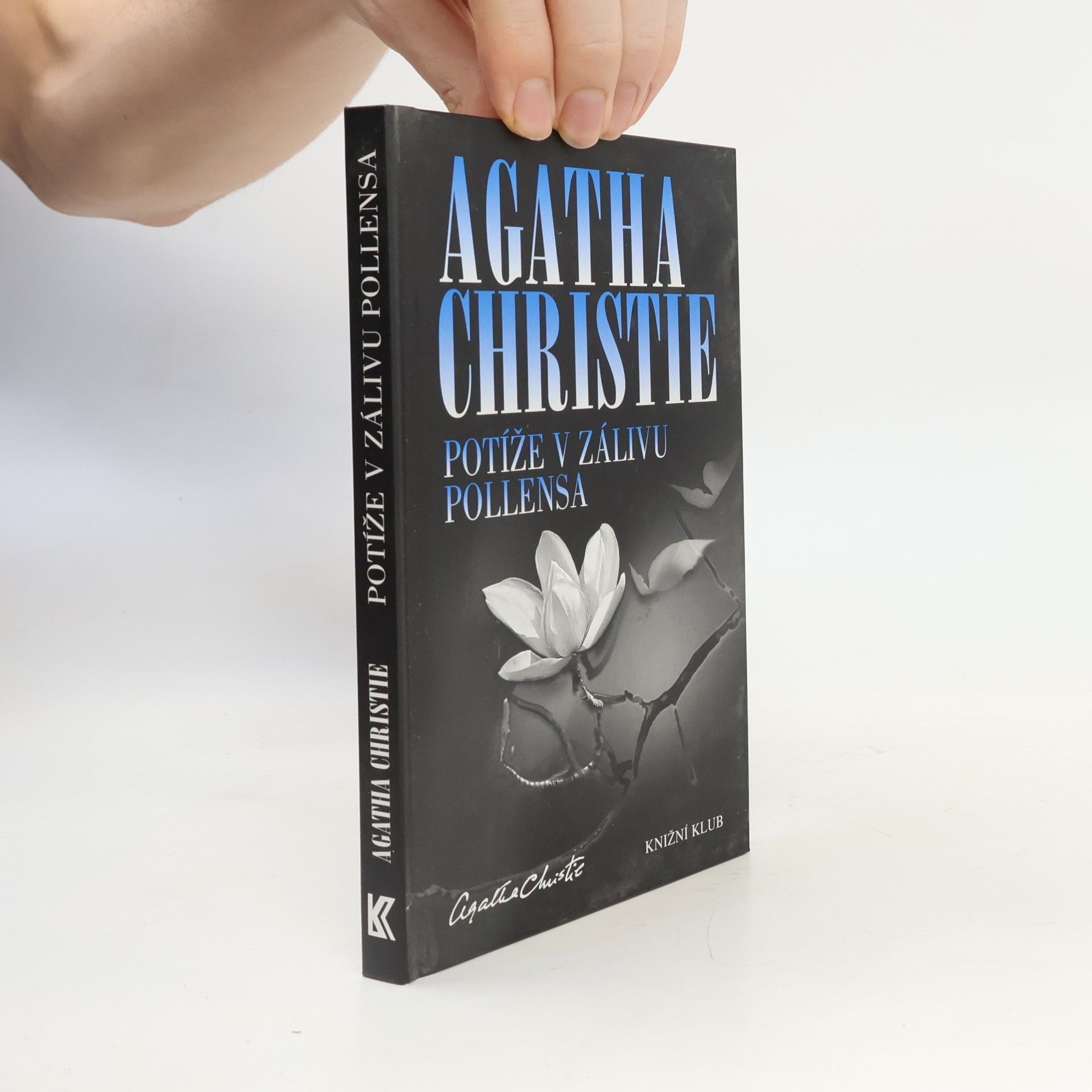 Agatha Christie Potíže v zálivu Pollensa