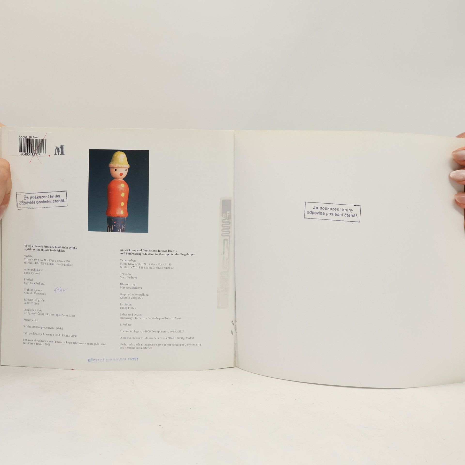 Sonja Vydrová Vývoj a historie řemeslné hračkářské výroby v příhraniční oblasti Krušných hor. Entwicklung und Geschichte der Handwerks- und Spielwarenproduktion im Grenzgebiet des Erzgebirges