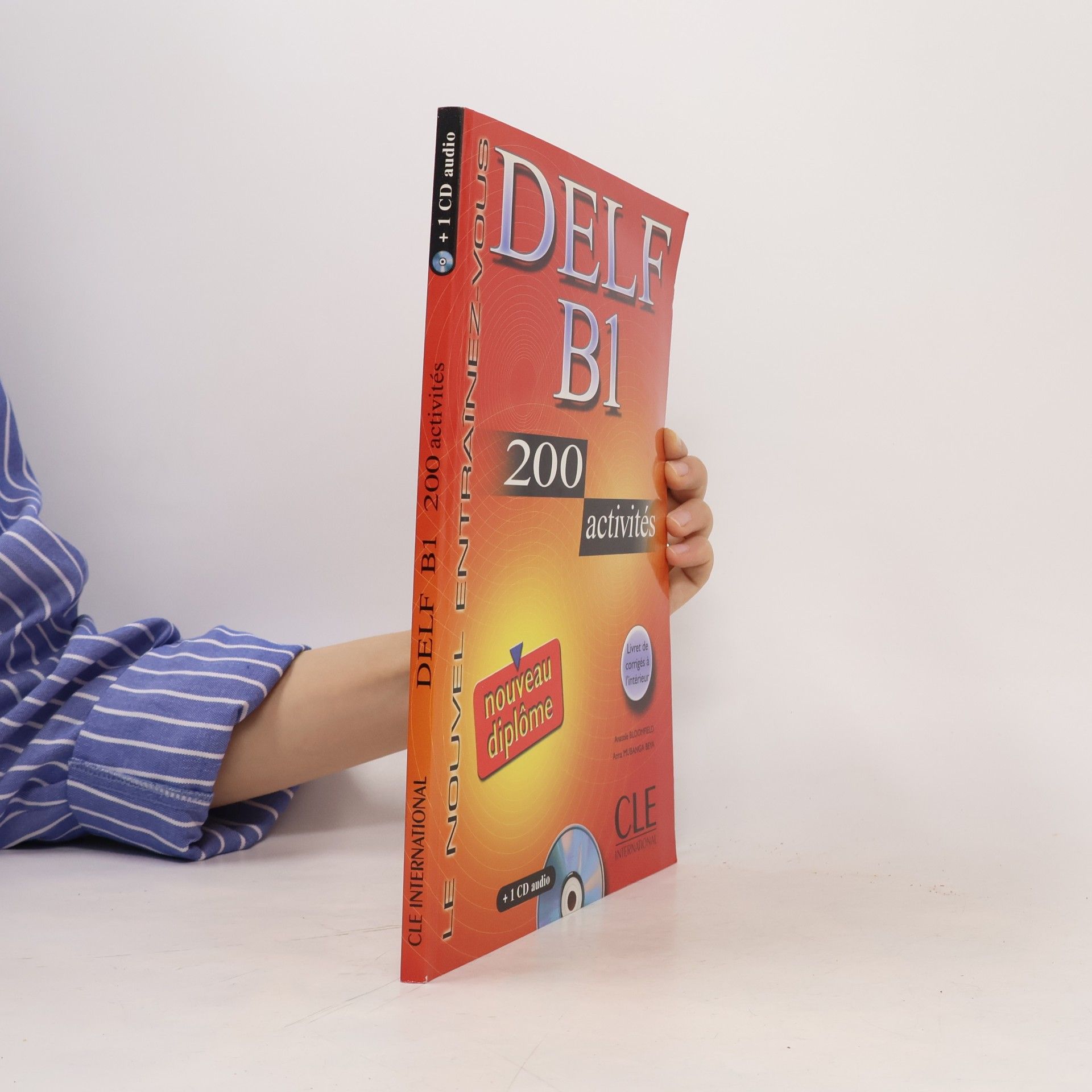 Anna Mubanga Beya DELF B1: 200 activités