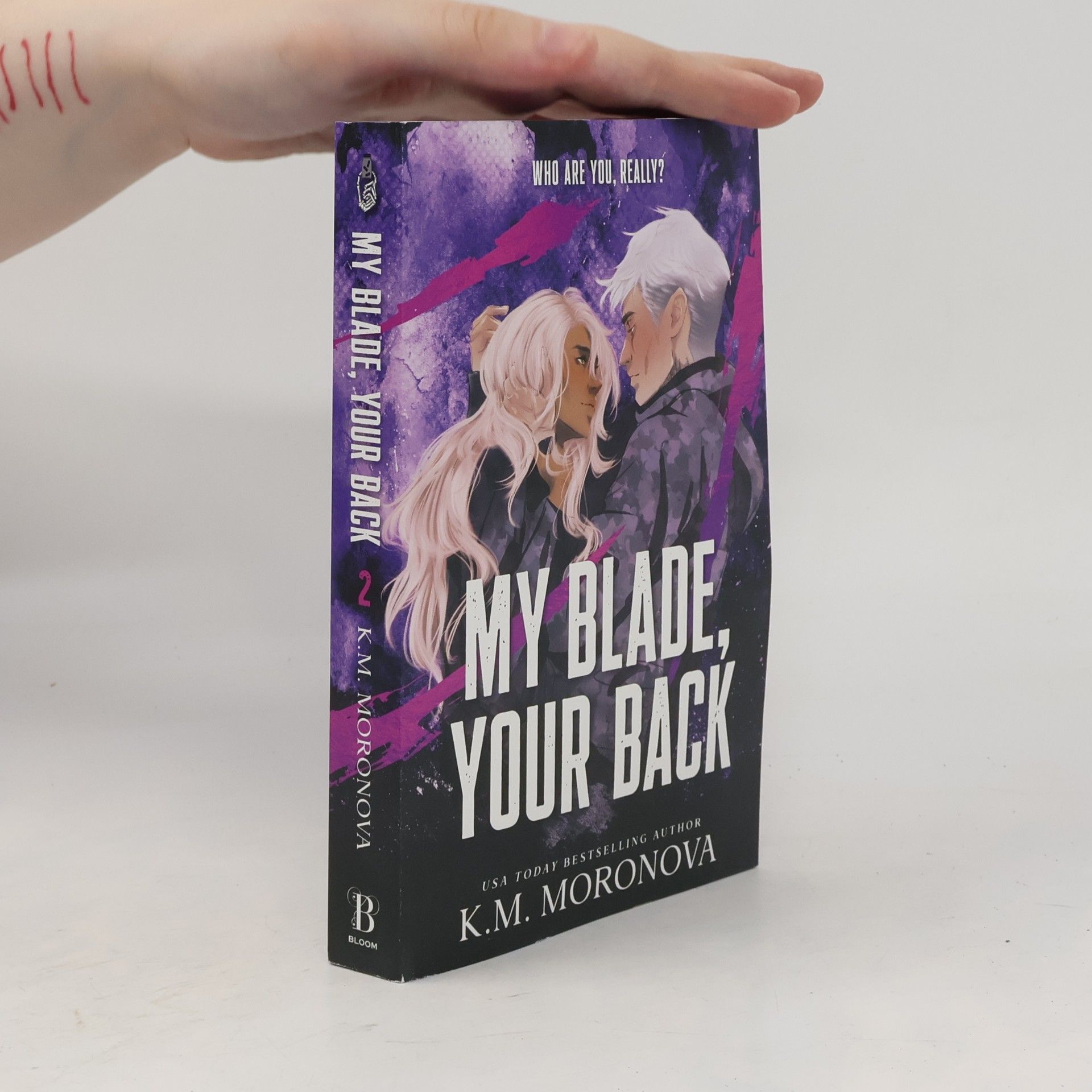 K M Moronova Dark Forces - 2: My Blade, Your Back