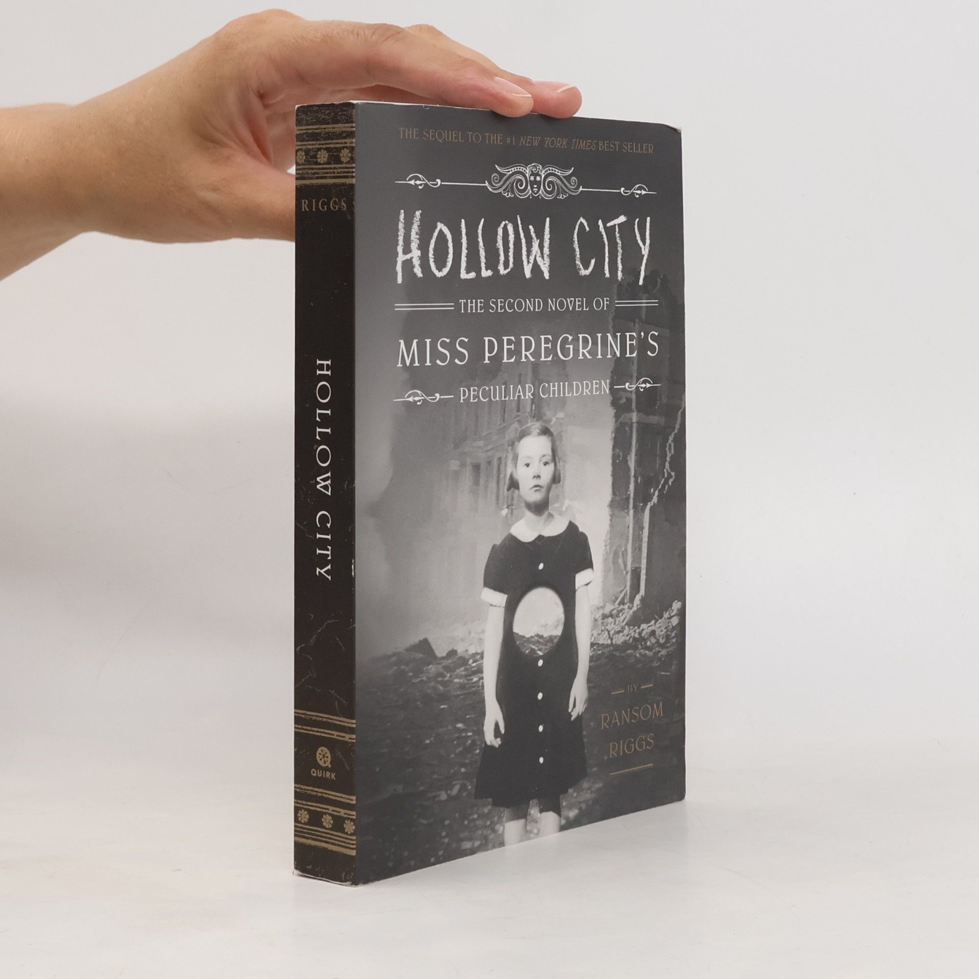 Ransom Riggs Hollow City