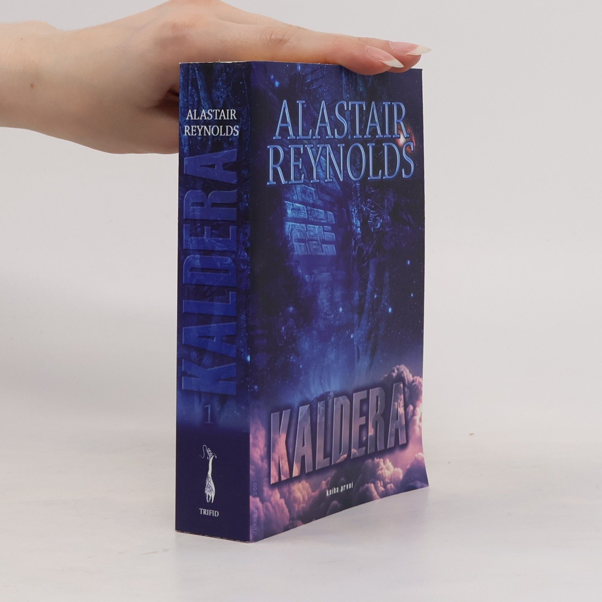 Alastair Reynolds Kaldera. Kniha první