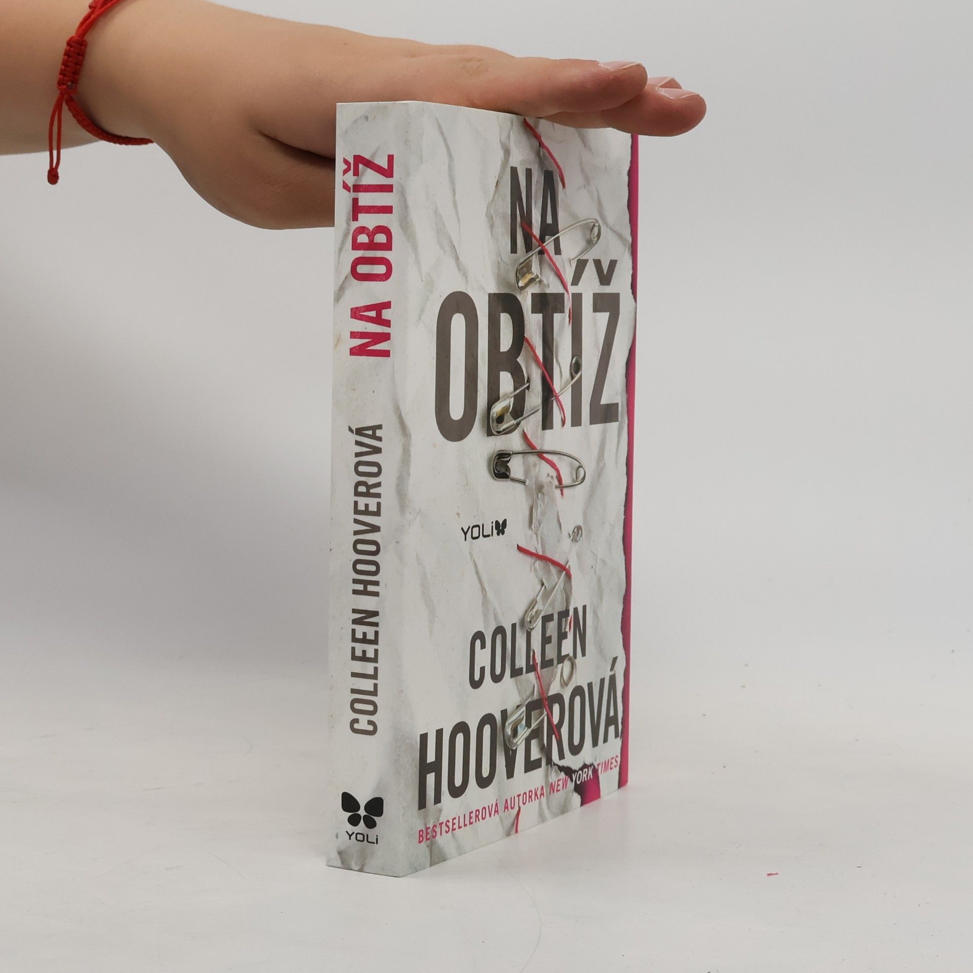 Colleen Hoover Na obtíž