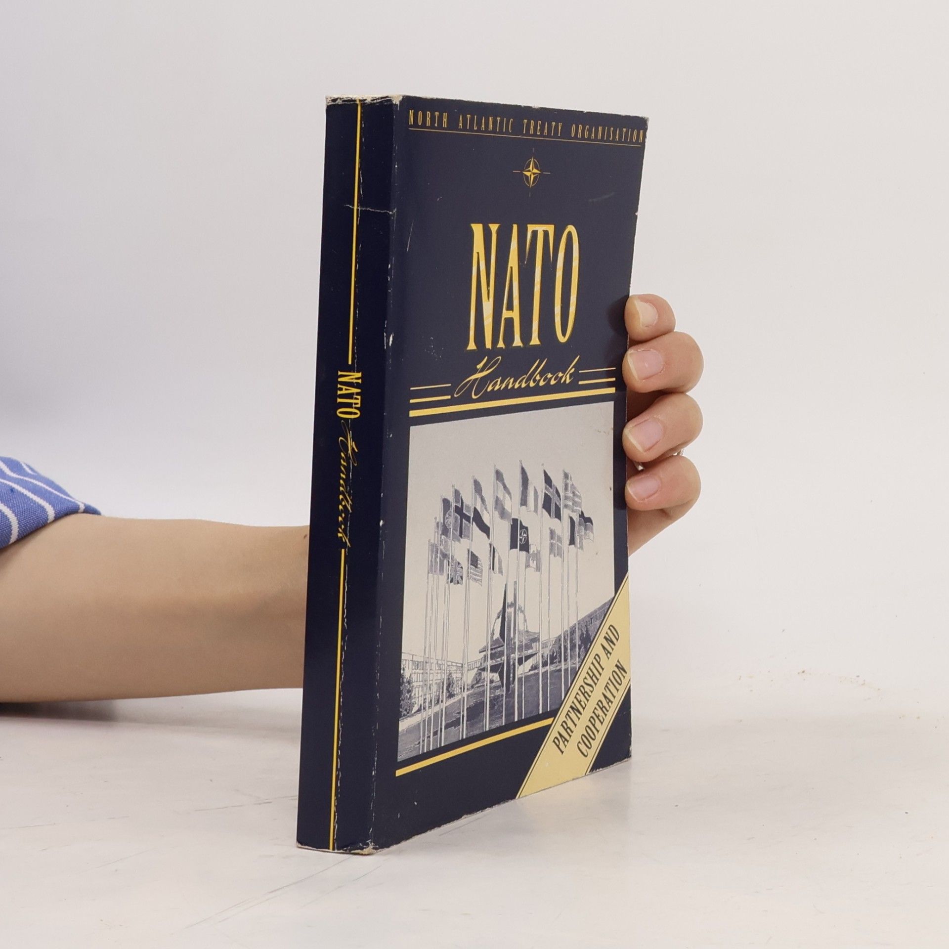 Autorenkollektiv NATO. Handbook
