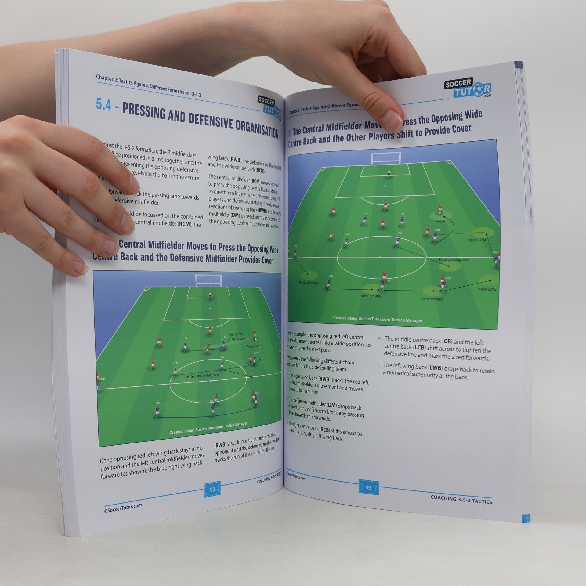 Renato Montagnolo Coaching 3-5-2 Tactics - 125 Tactical Solutions and Practices