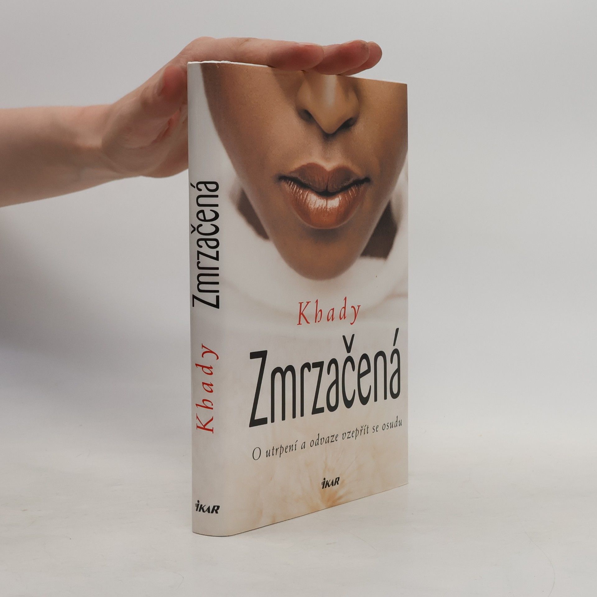 Khady Khady Zmrzačená