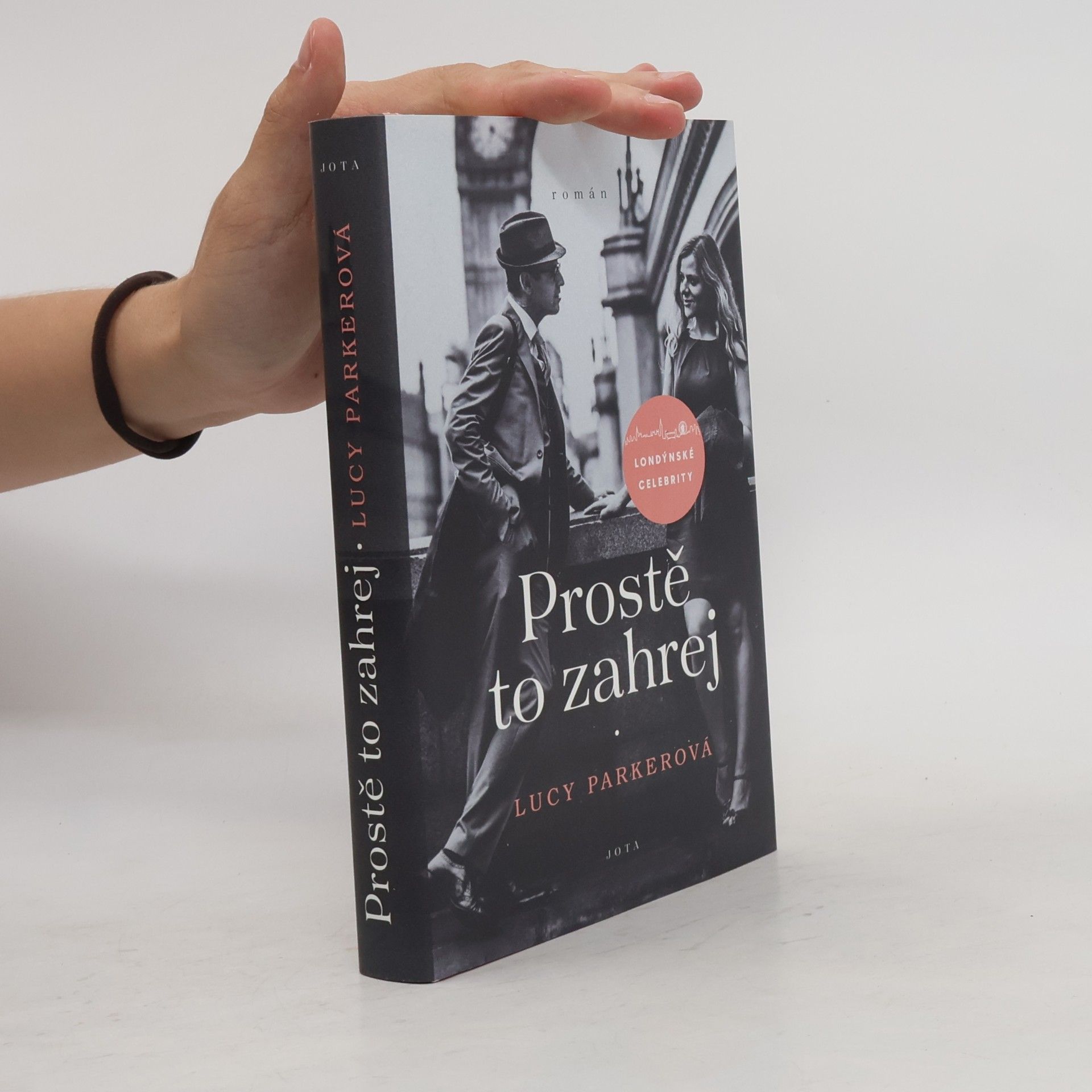 Lucy Parker Prostě to zahrej