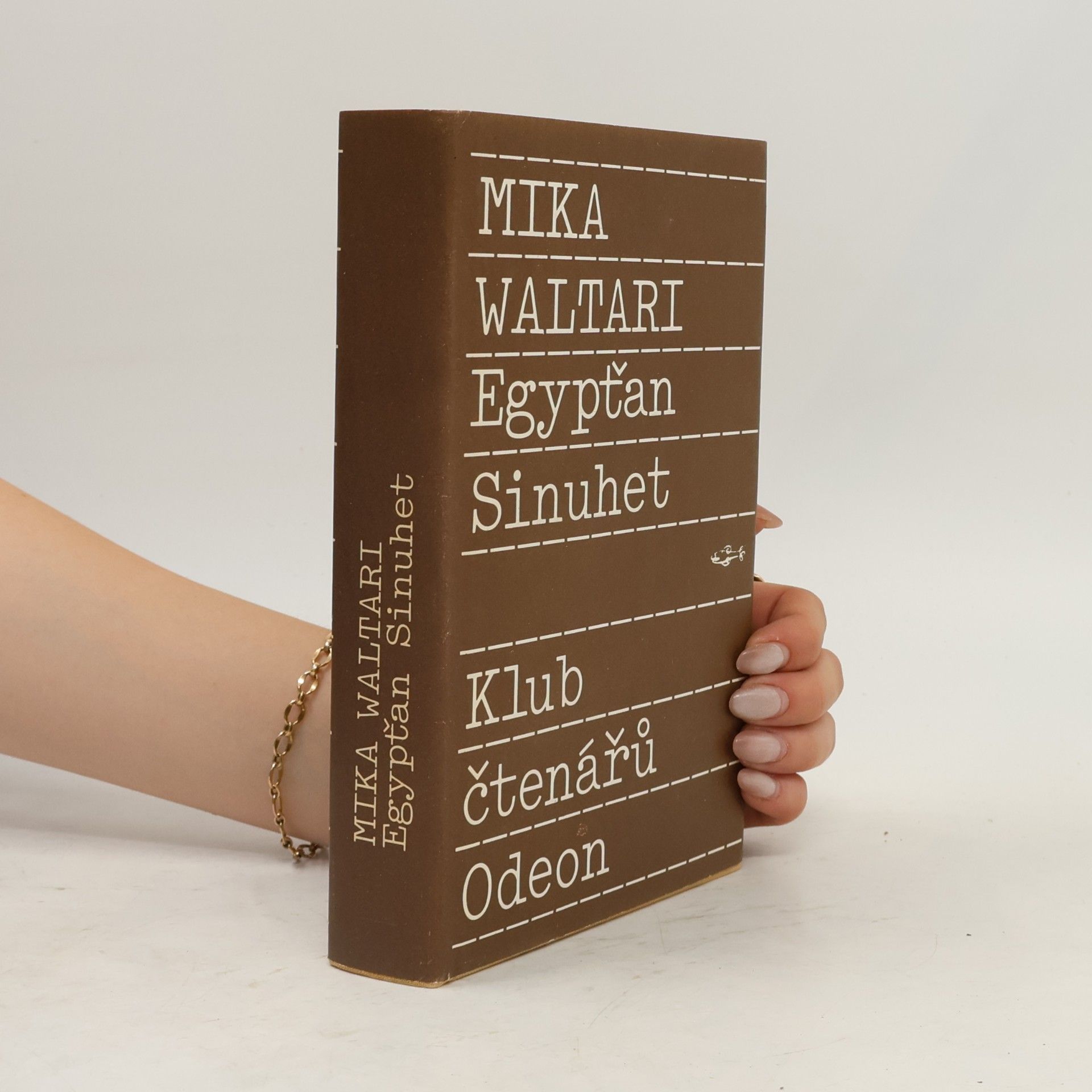 Mika Toimi Waltari Egypťan Sinuhet