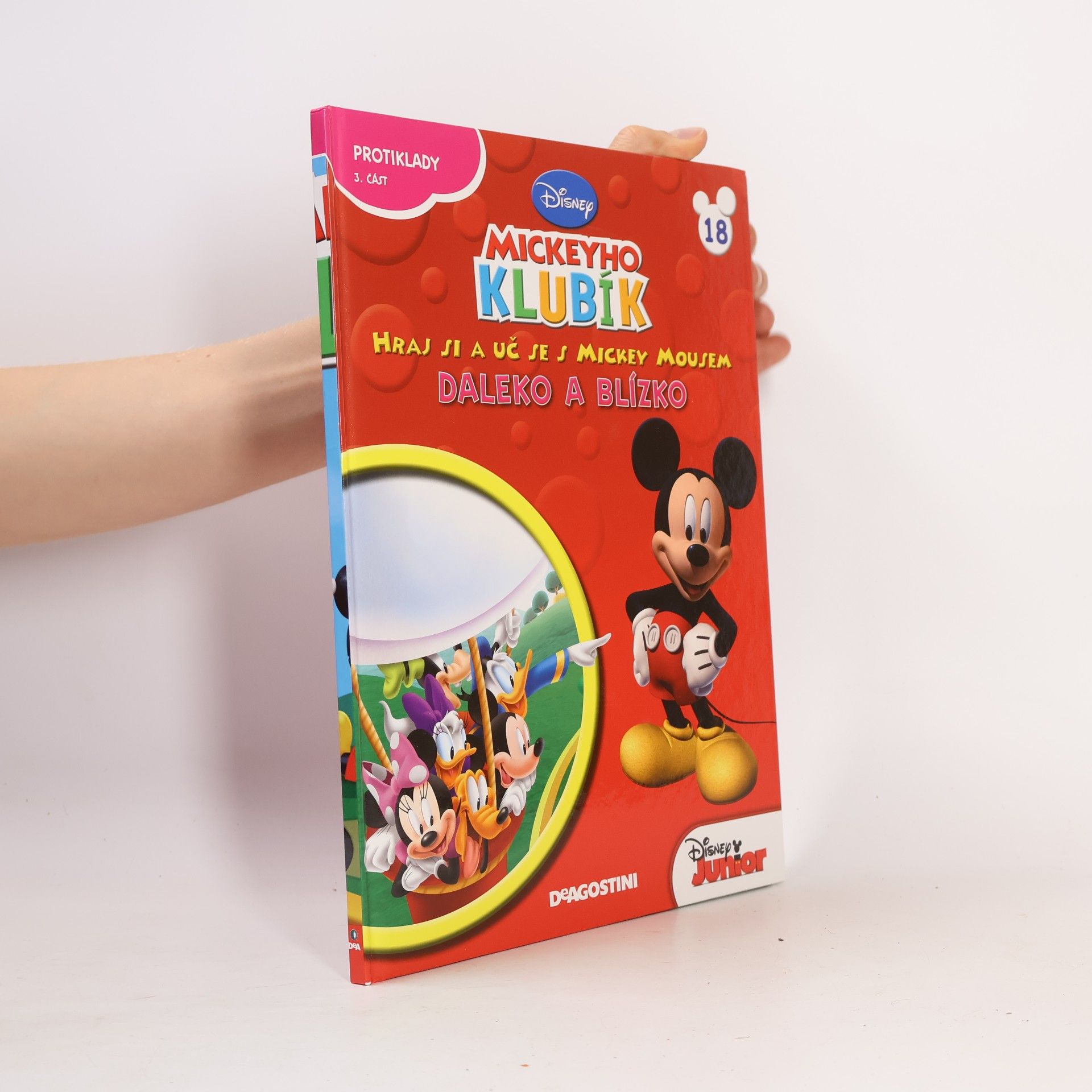 Kolektív autorov Hraj si a uč se s Mickey Mousem 18. Daleko a blízko