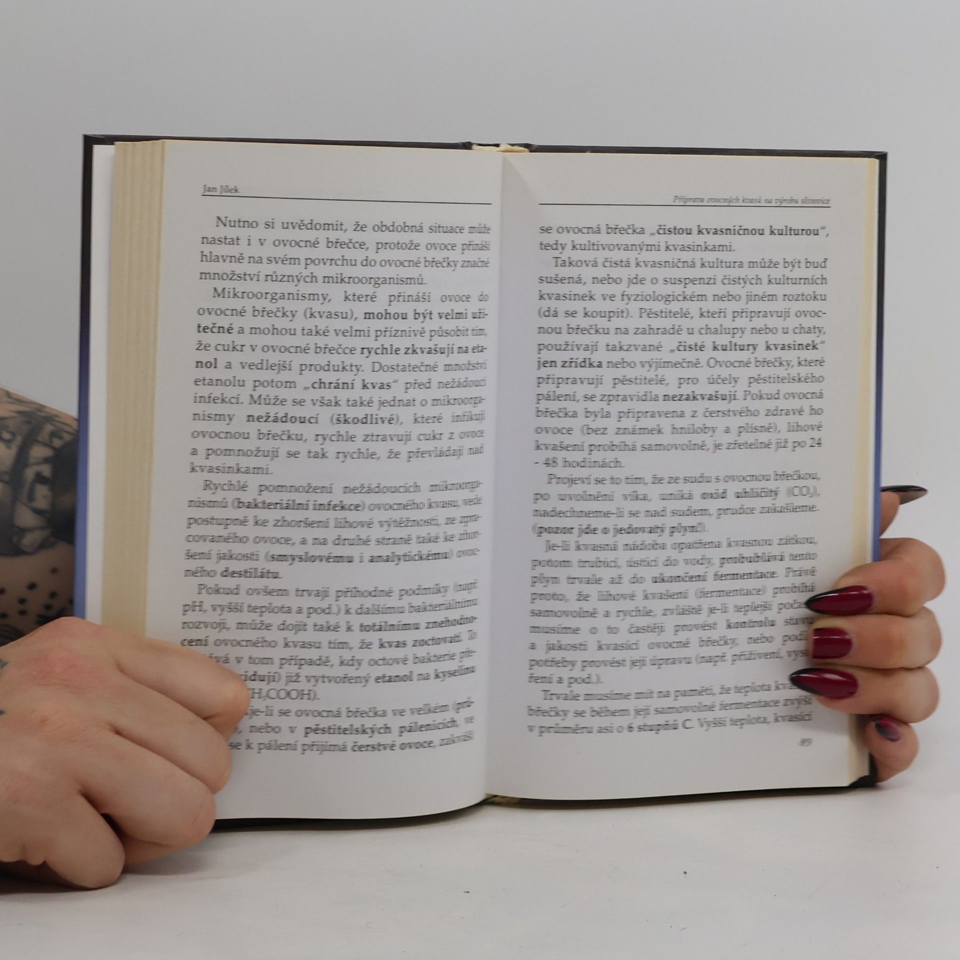 Jan Jílek Příprava ovocných kvasů na výrobu slivovice (a ostatních pálenek)