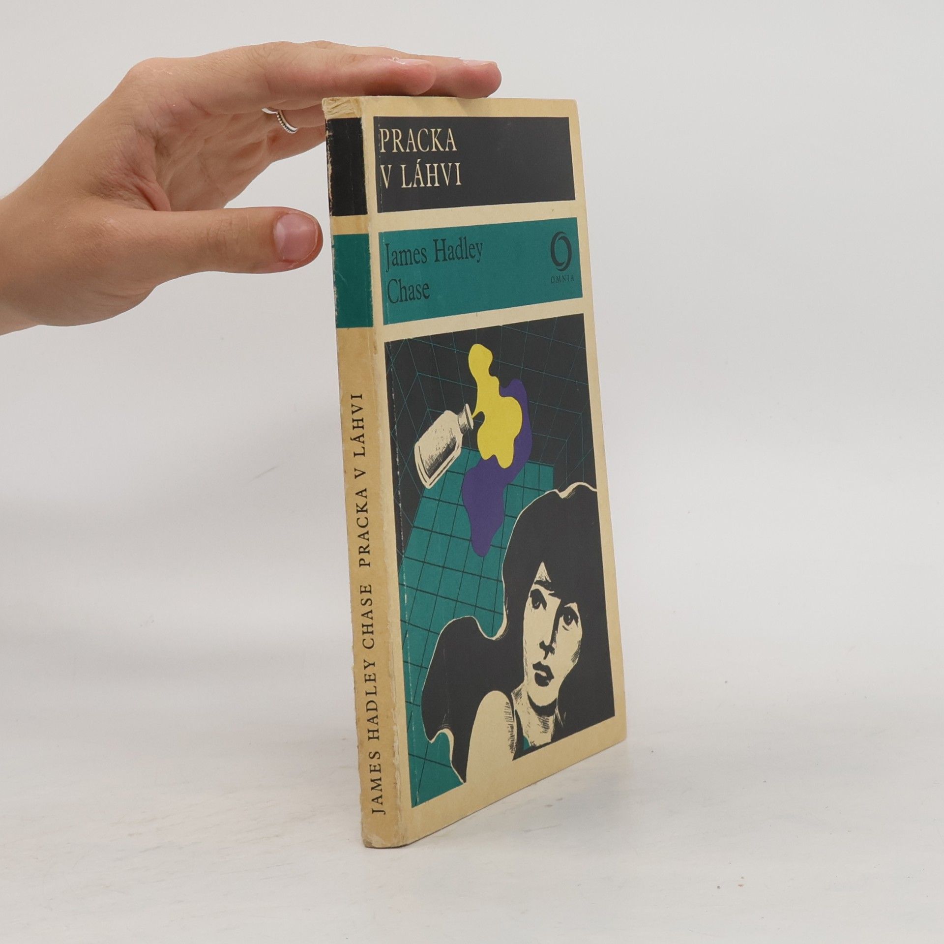 James Hadley Chase Pracka v láhvi