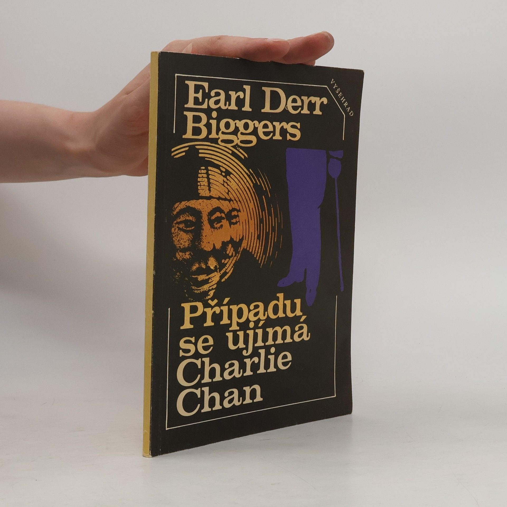 Earl Derr Biggers Případu se ujímá Charlie Chan