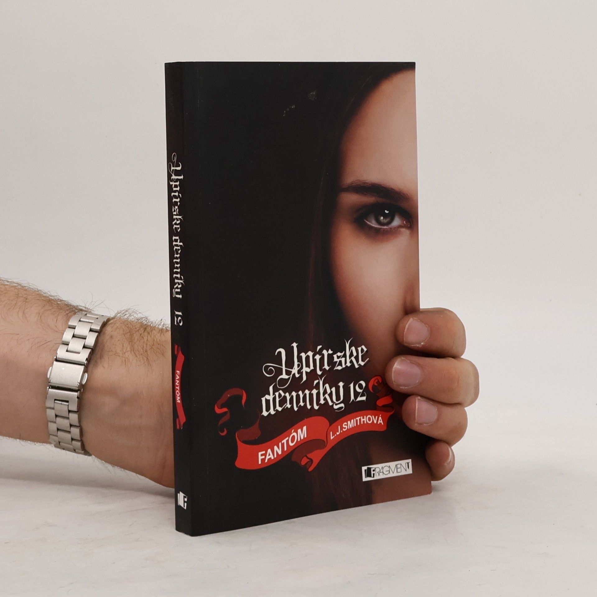 L. J. Smith Upírske denníky 12. Fantóm