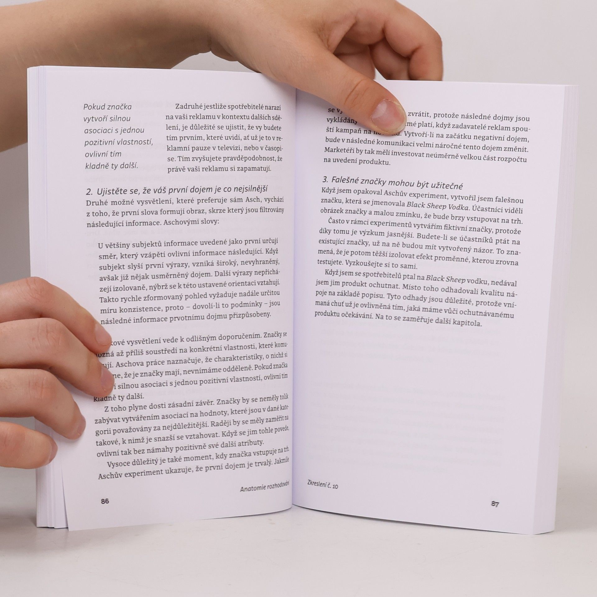 Richard Shotton Anatomie rozhodování : 25 skrytých faktorů, které ovlivňují to, jak nakupujeme