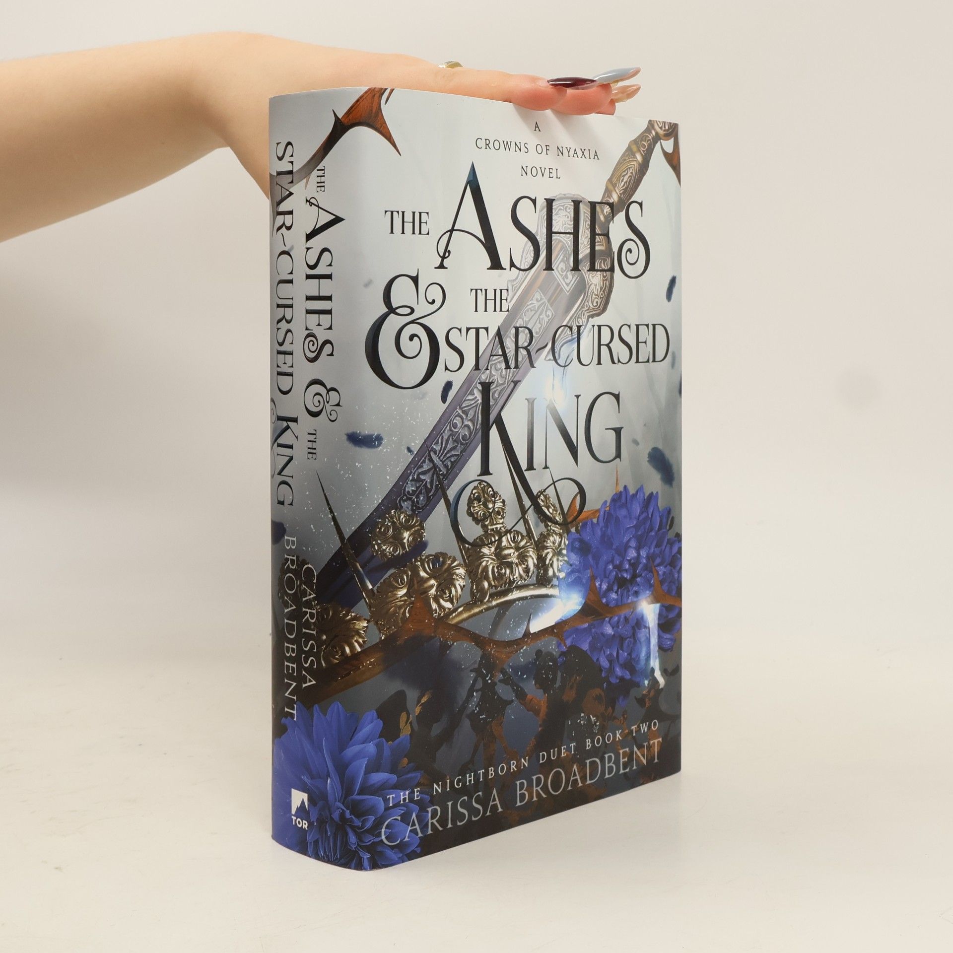 Carissa Broadbent The Ashes and the Star-Cursed King